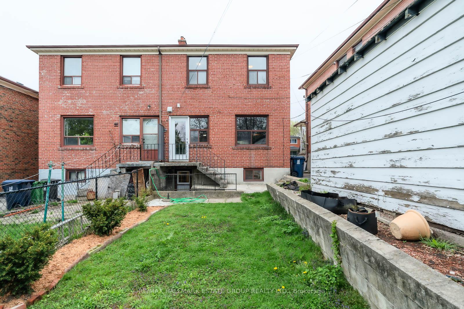 Photo 32 of 279 Hiawatha Road, Toronto, Greenwood-Coxwell — HOMEH