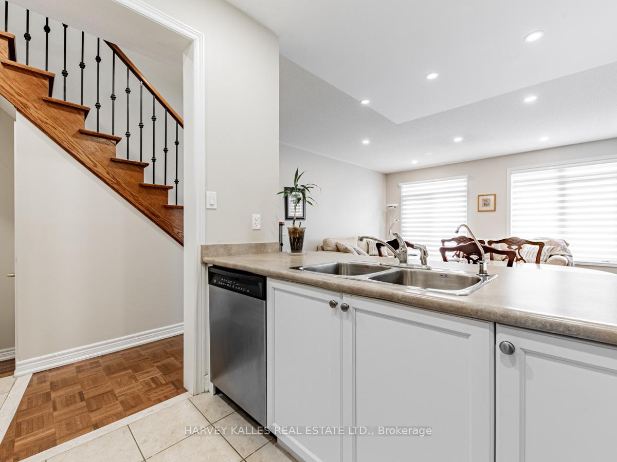 Photo 19 of 3 Zola Gate, Vaughan, Patterson — HOMEH