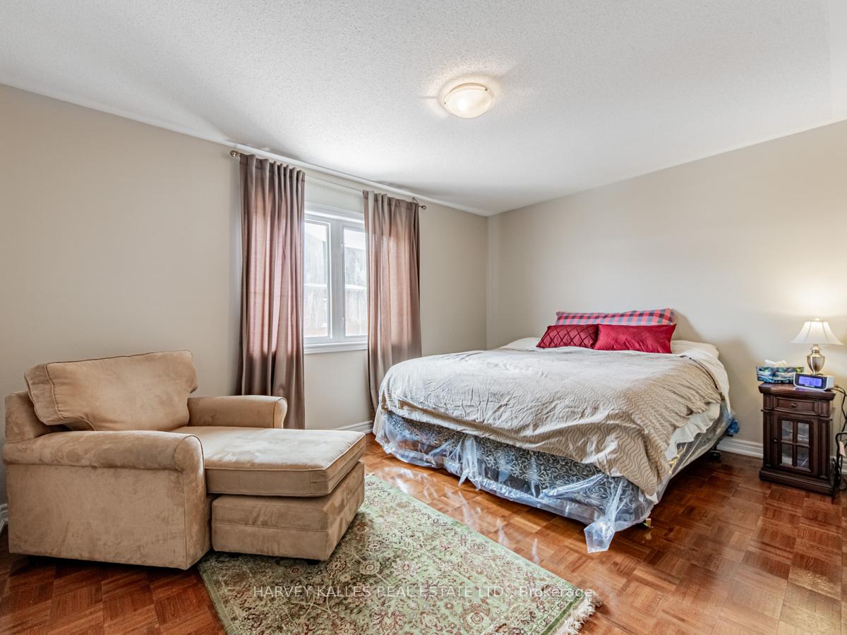 Photo 22 of 3 Zola Gate, Vaughan, Patterson — HOMEH
