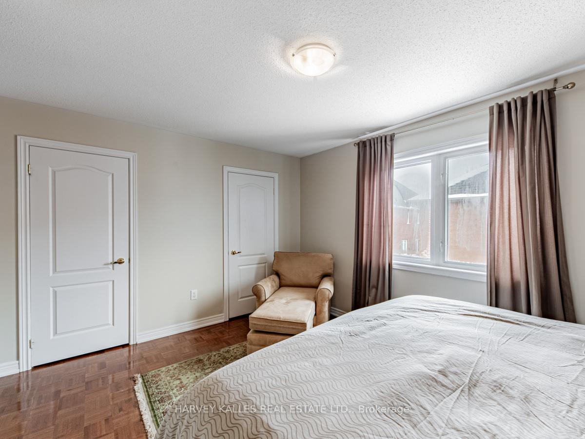 Photo 16 of 3 Zola Gate, Vaughan, Patterson — HOMEH