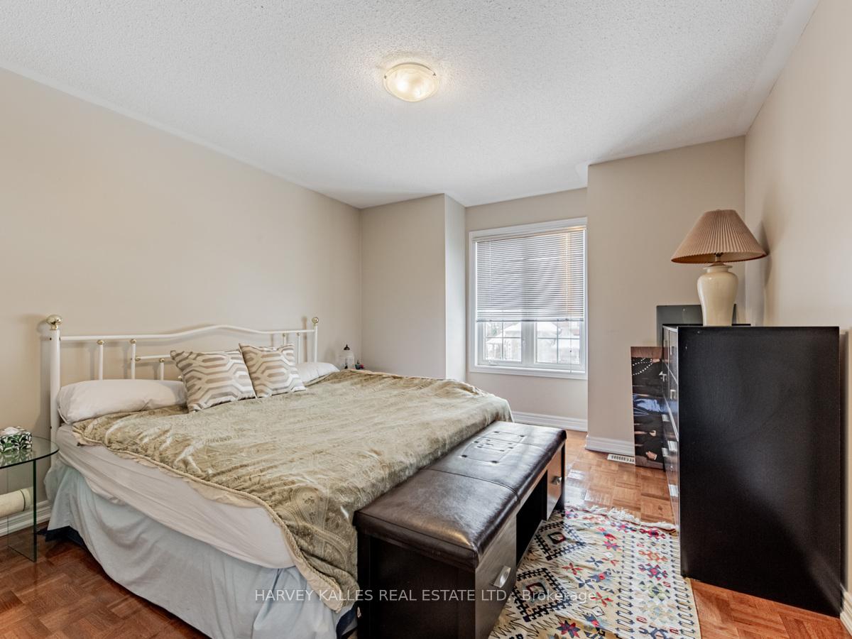 Photo 20 of 3 Zola Gate, Vaughan, Patterson — HOMEH