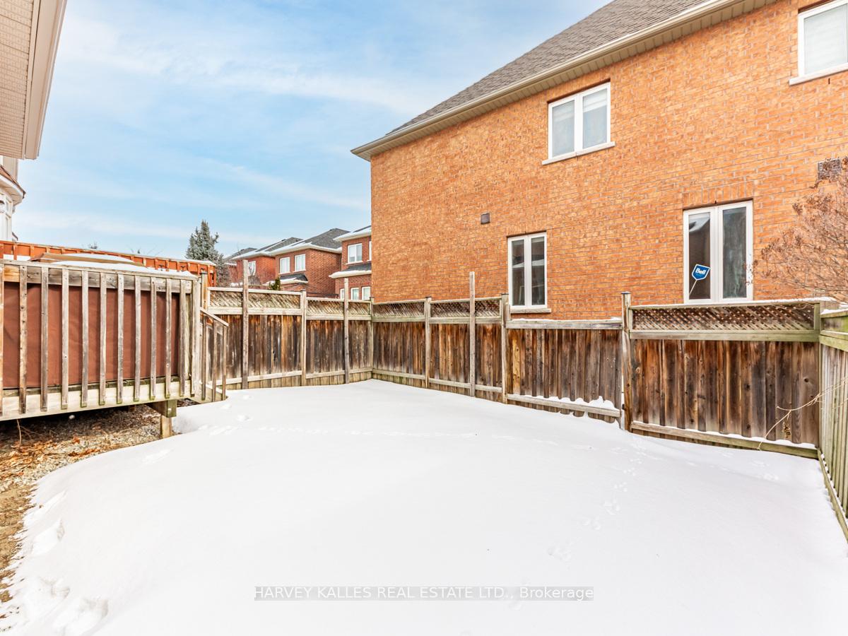 Photo 25 of 3 Zola Gate, Vaughan, Patterson — HOMEH