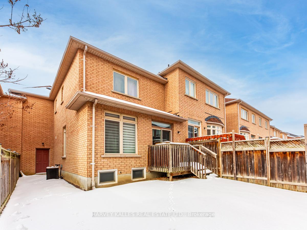 Photo 26 of 3 Zola Gate, Vaughan, Patterson — HOMEH
