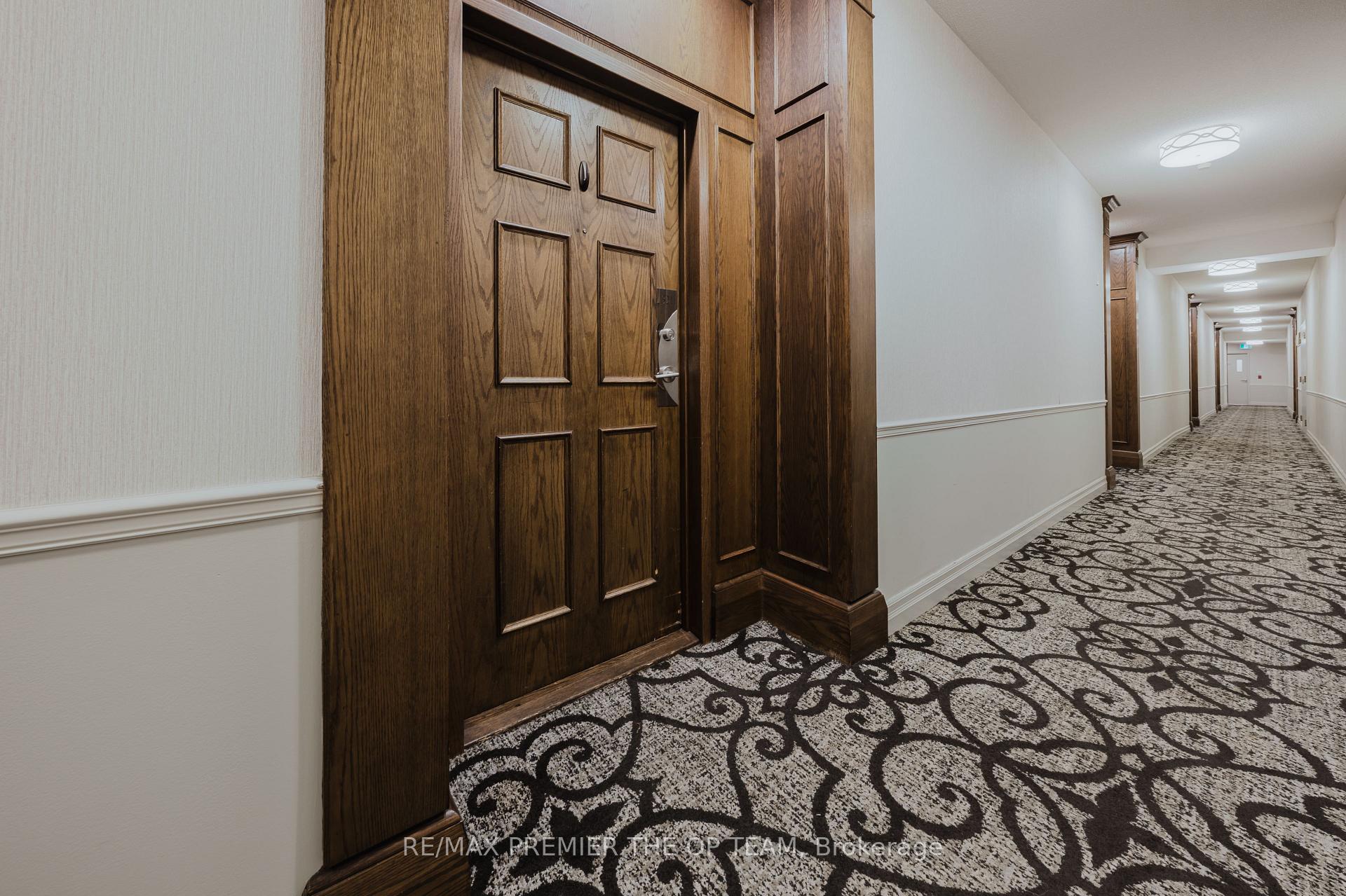 Photo 8 of Unit 321, 121 Woodbridge Avenue, Vaughan, West Woodbridge — HOMEH