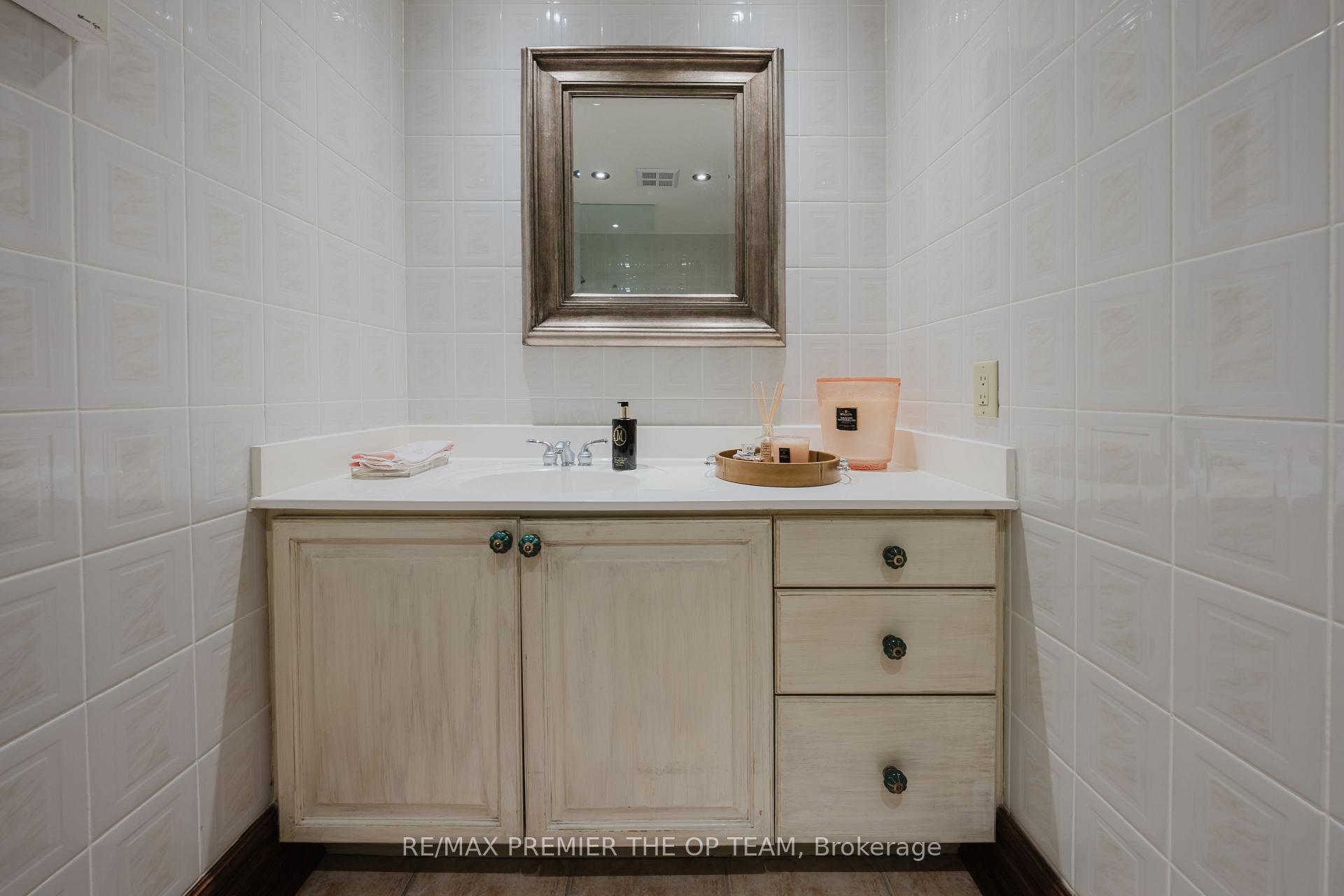 Photo 32 of Unit 321, 121 Woodbridge Avenue, Vaughan, West Woodbridge — HOMEH