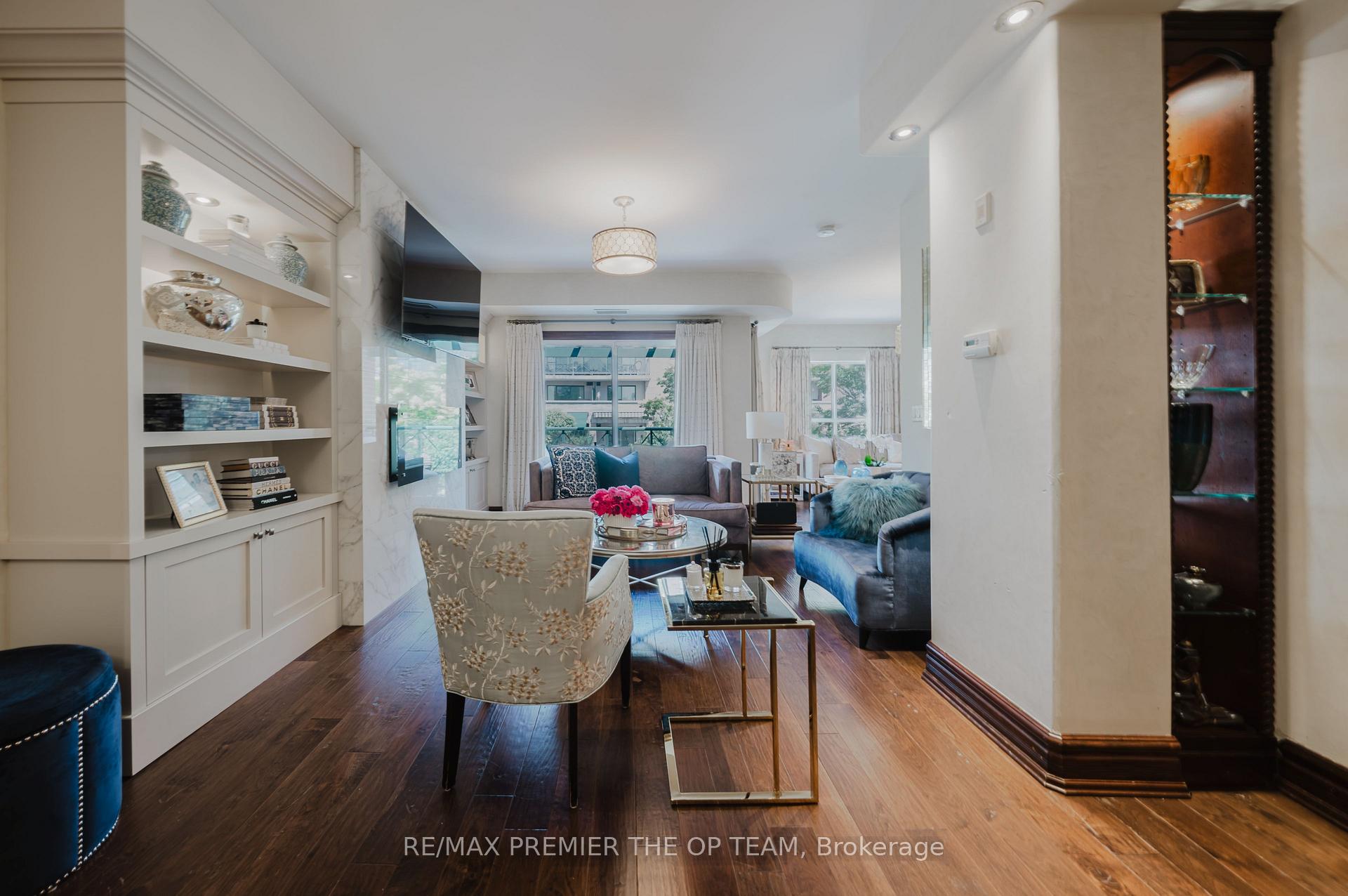 Photo 13 of Unit 321, 121 Woodbridge Avenue, Vaughan, West Woodbridge — HOMEH