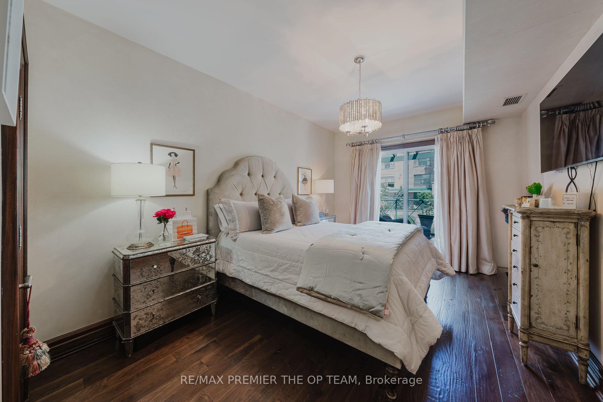 Photo 17 of Unit 321, 121 Woodbridge Avenue, Vaughan, West Woodbridge — HOMEH