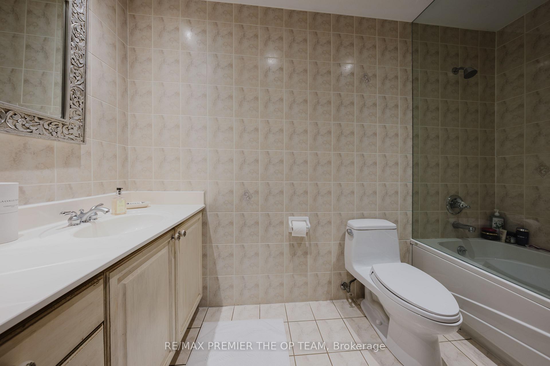 Photo 24 of Unit 321, 121 Woodbridge Avenue, Vaughan, West Woodbridge — HOMEH