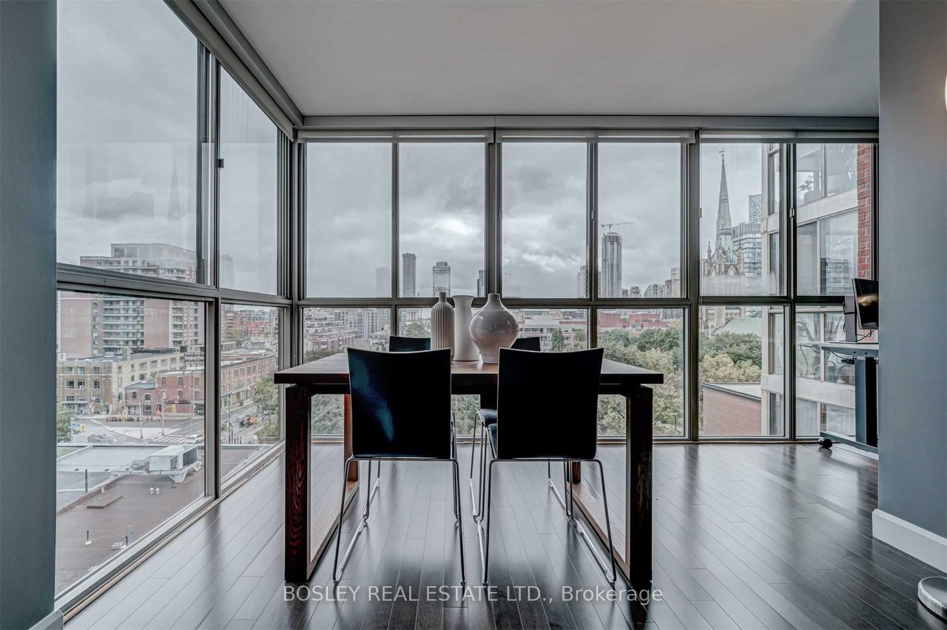Photo 12 of Unit 802, 95 Lombard Street, Toronto, Church-Yonge Corridor — HOMEH