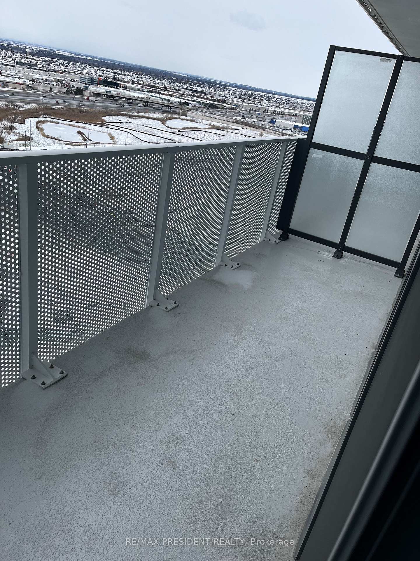 Photo 13 of Unit 2308, 195 commerce Street, Vaughan, Vaughan Corporate Centre — HOMEH