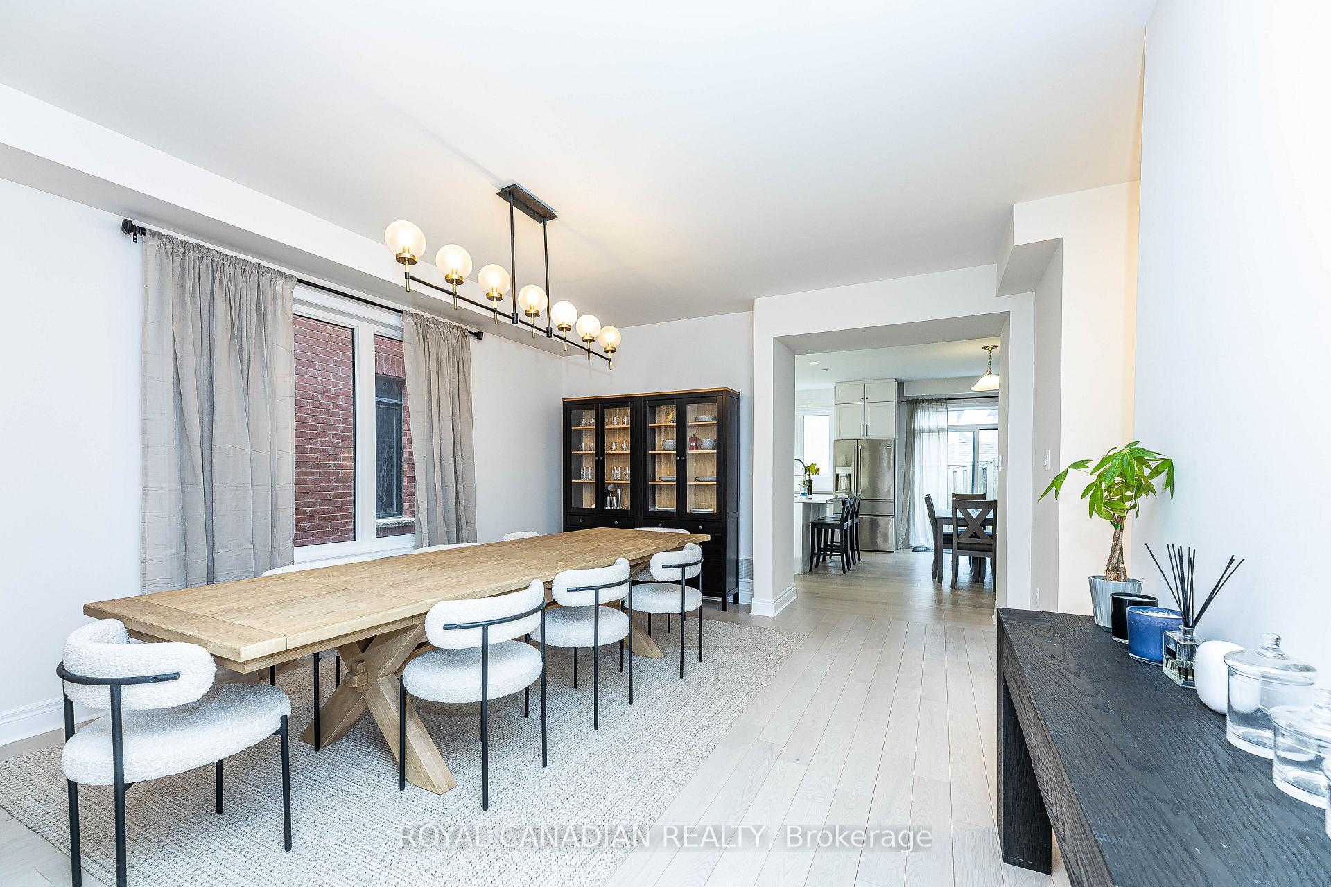 Photo 14 of 111 Jinnah Avenue, Markham, Middlefield — HOMEH