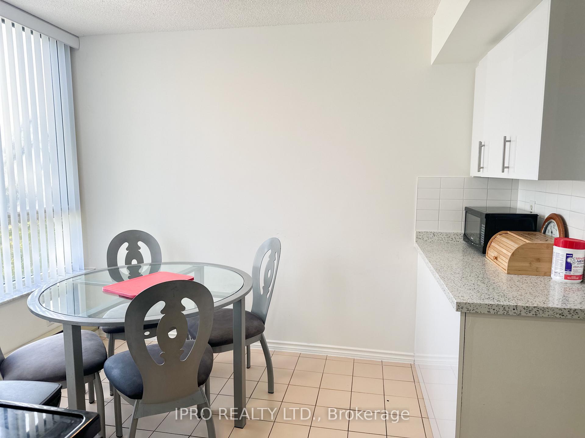 Photo 13 of Unit 203, 20 Cherrytree Drive, Brampton, Fletcher's Creek South — HOMEH