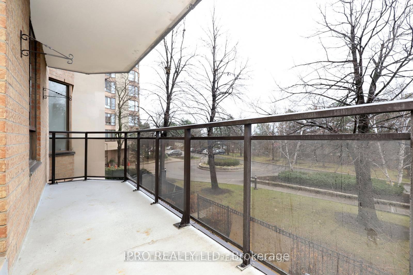 Photo 3 of Unit 203, 20 Cherrytree Drive, Brampton, Fletcher's Creek South — HOMEH