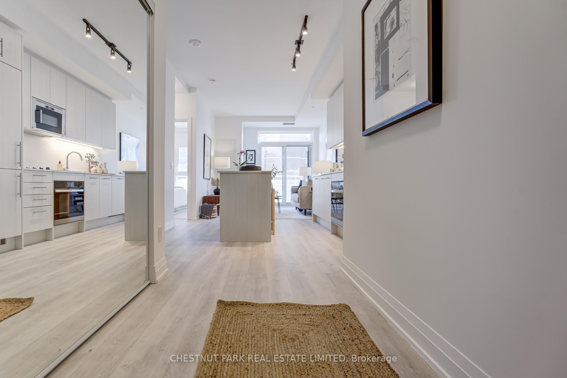 Photo 2 of Unit 708, 286 Main Street E, Toronto, East End-Danforth — HOMEH