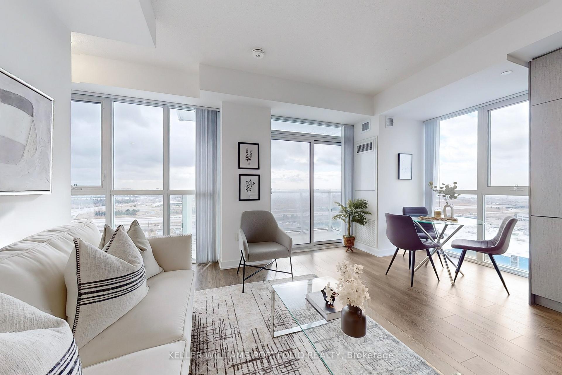 Photo 1 of Unit 1802, 38 Honeycrisp Crescent, Vaughan, Vaughan Corporate Centre — HOMEH