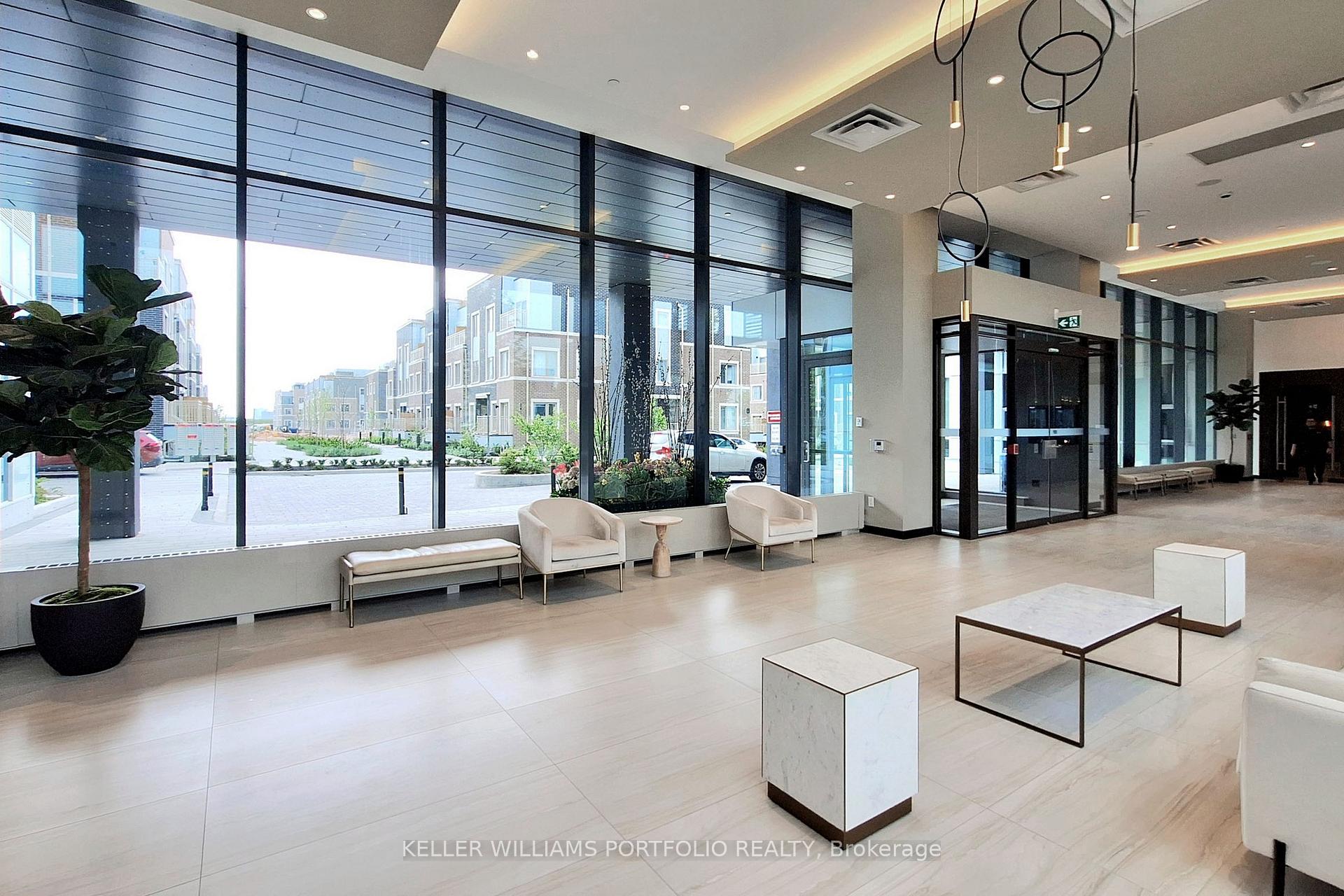 Photo 13 of Unit 1802, 38 Honeycrisp Crescent, Vaughan, Vaughan Corporate Centre — HOMEH