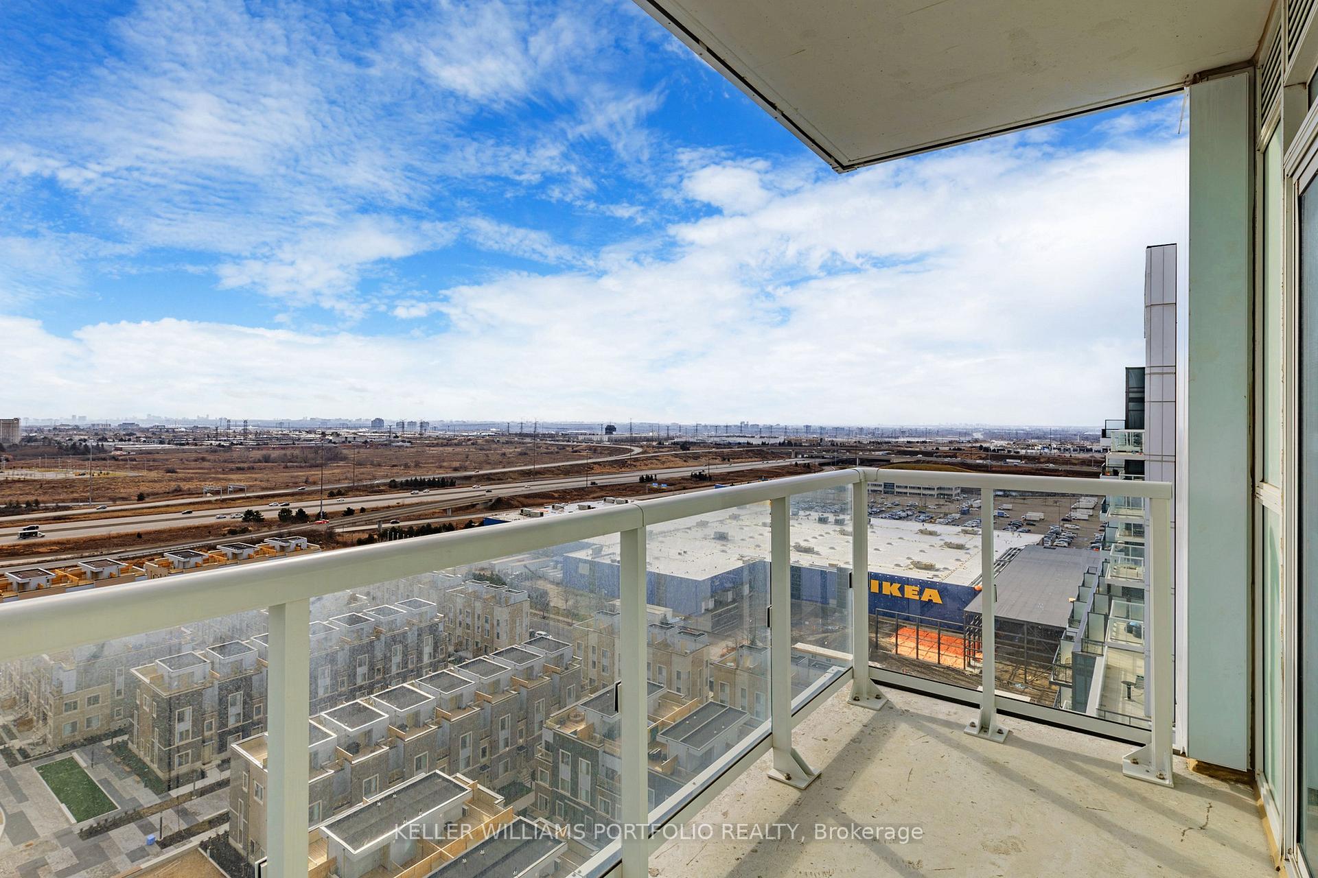 Photo 33 of Unit 1802, 38 Honeycrisp Crescent, Vaughan, Vaughan Corporate Centre — HOMEH