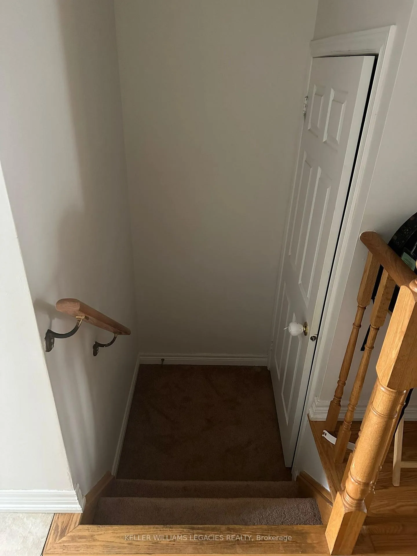 Photo 18 of 80 Evanwood Crescent, Brampton, Credit Valley — HOMEH