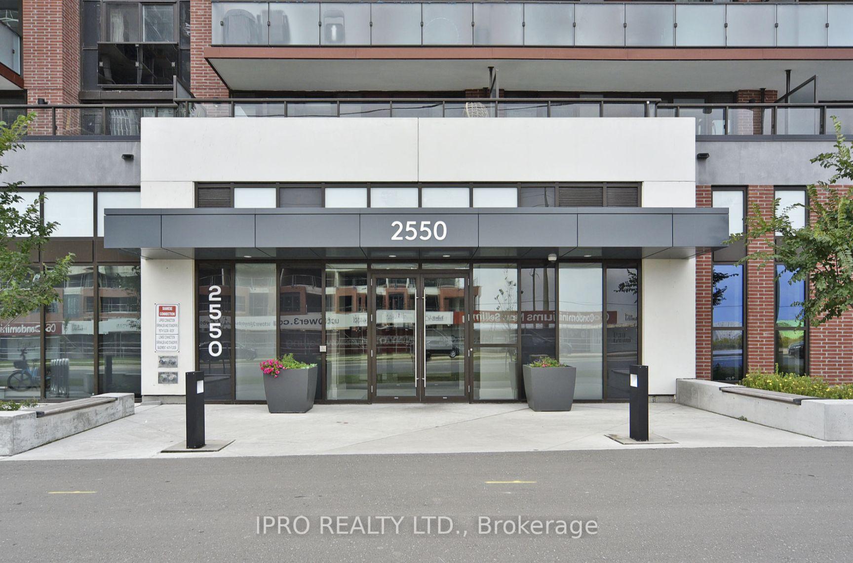 Front of Unit 1616, 2550 Simcoe St North Street