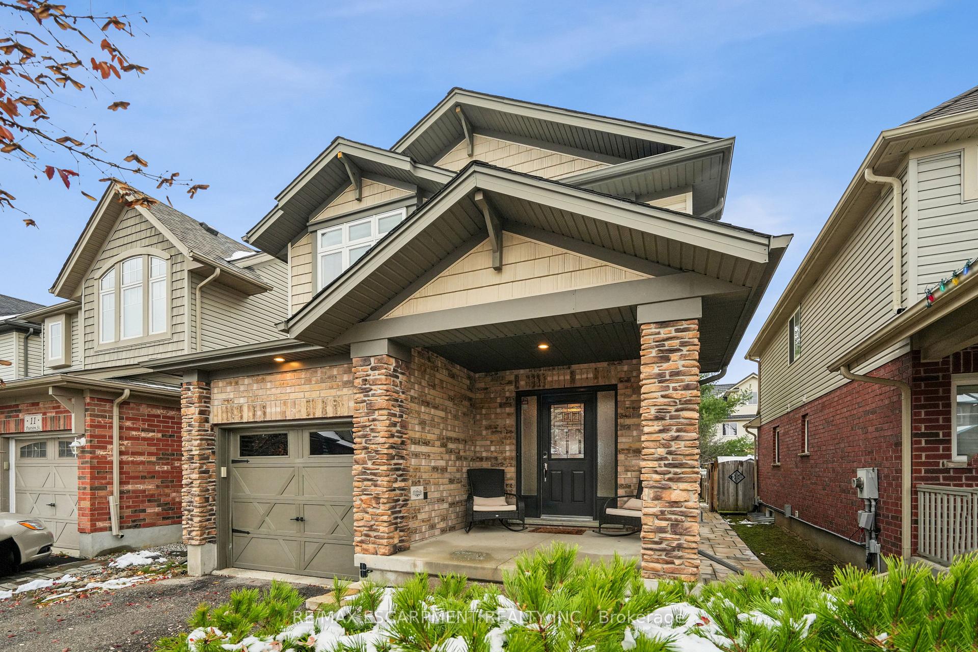 Photo 2 of 9 Pearson Street, Guelph, Pineridge/Westminster Woods — HOMEH