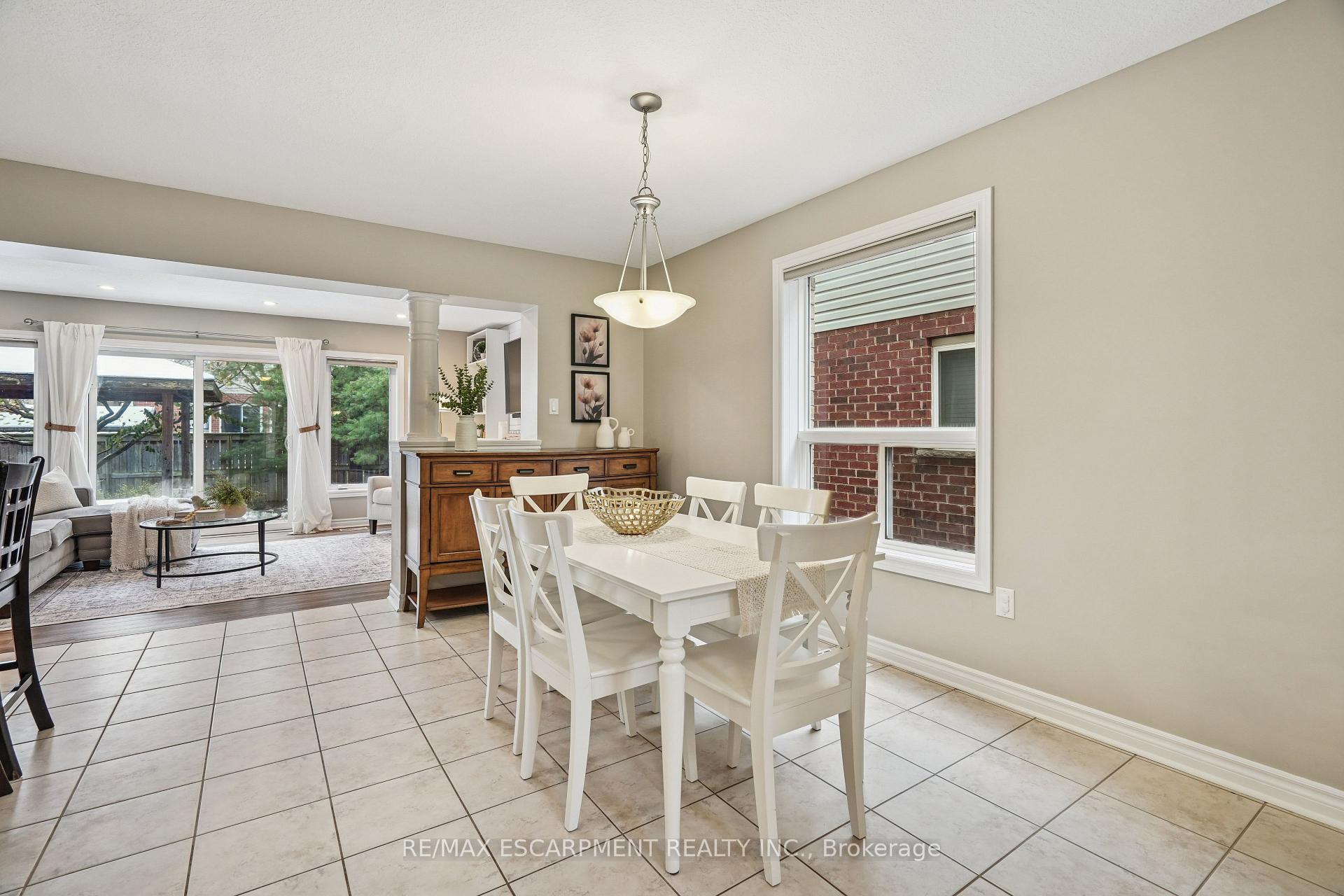 Photo 15 of 9 Pearson Street, Guelph, Pineridge/Westminster Woods — HOMEH
