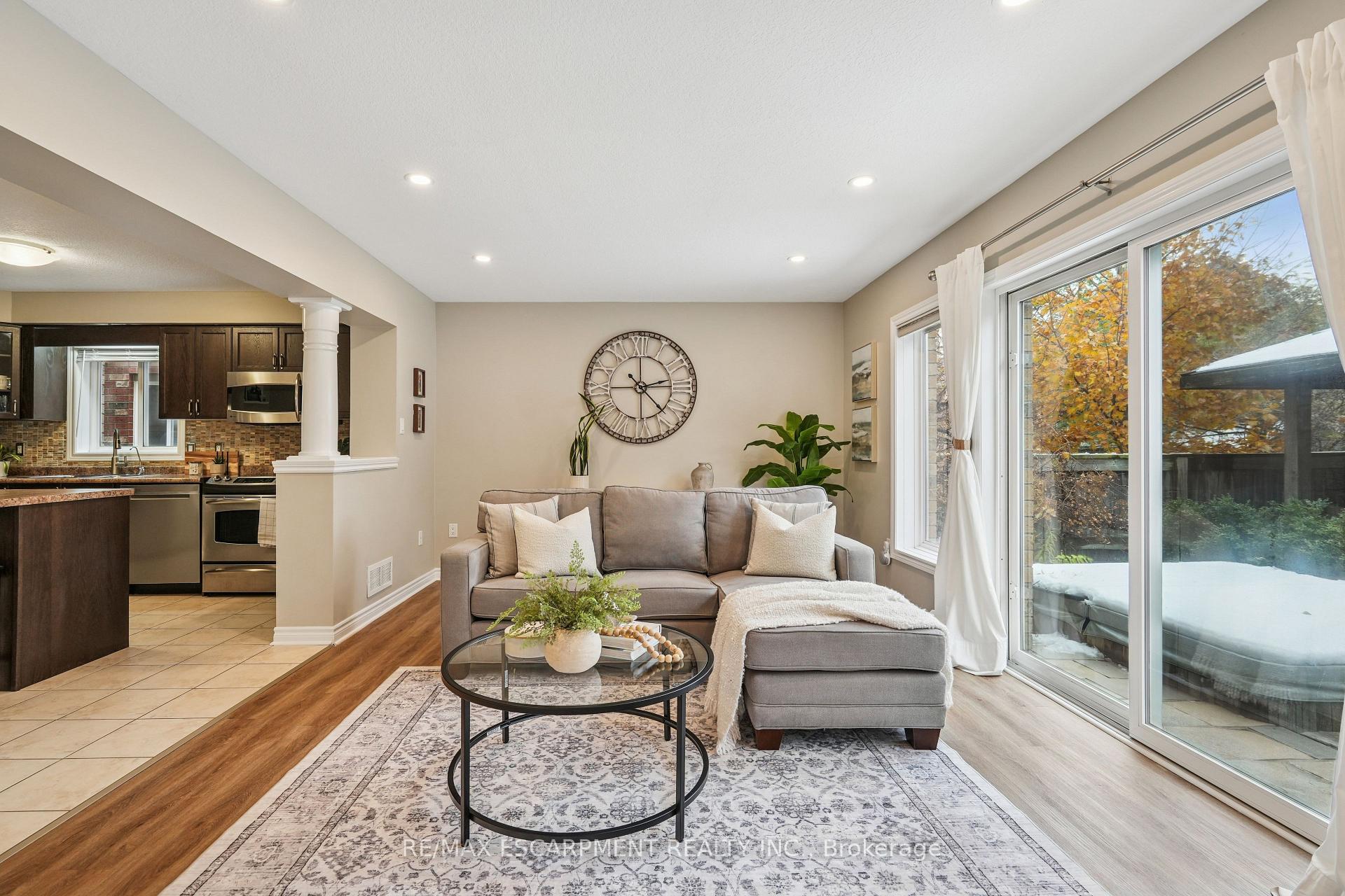 Photo 19 of 9 Pearson Street, Guelph, Pineridge/Westminster Woods — HOMEH