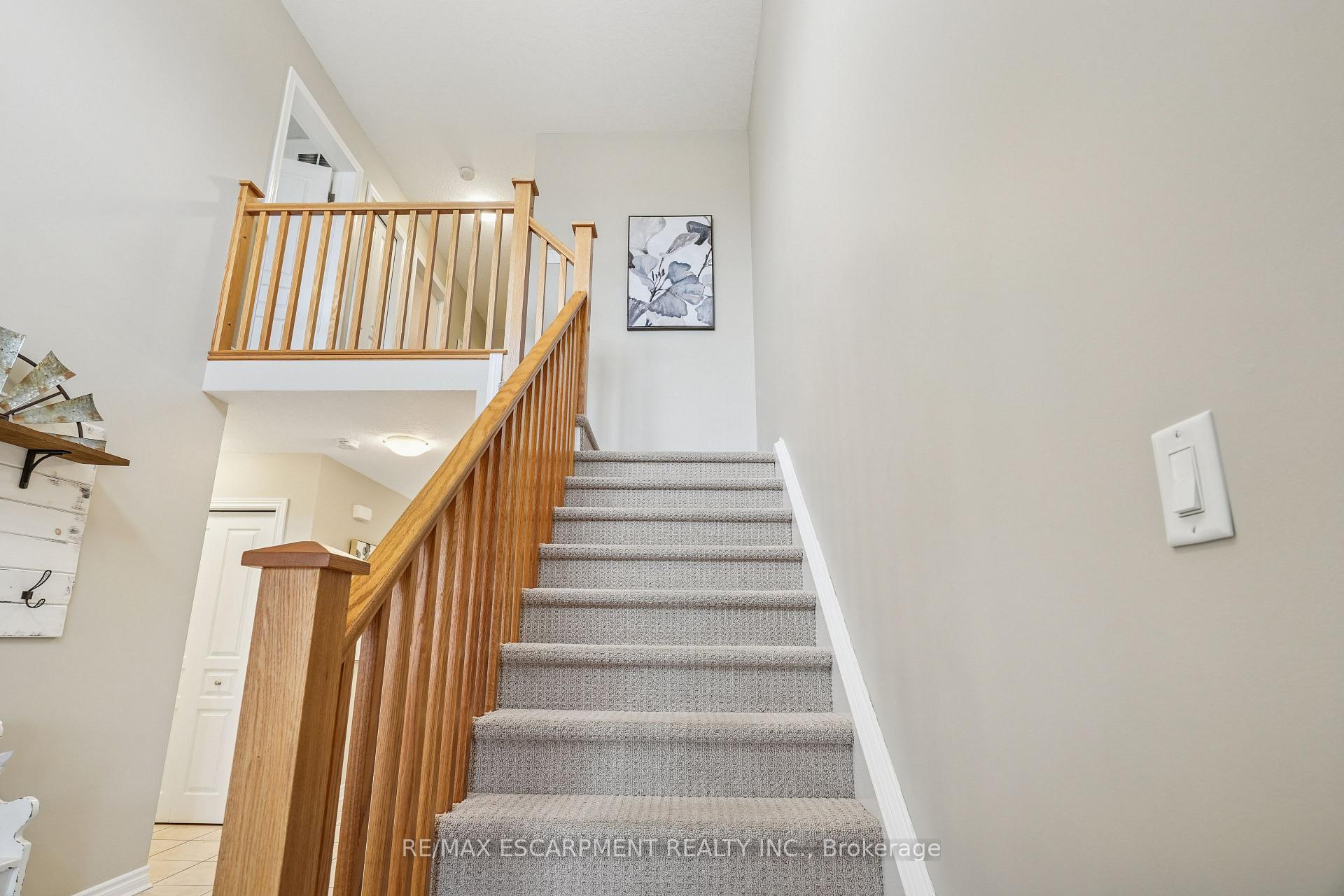 Photo 22 of 9 Pearson Street, Guelph, Pineridge/Westminster Woods — HOMEH