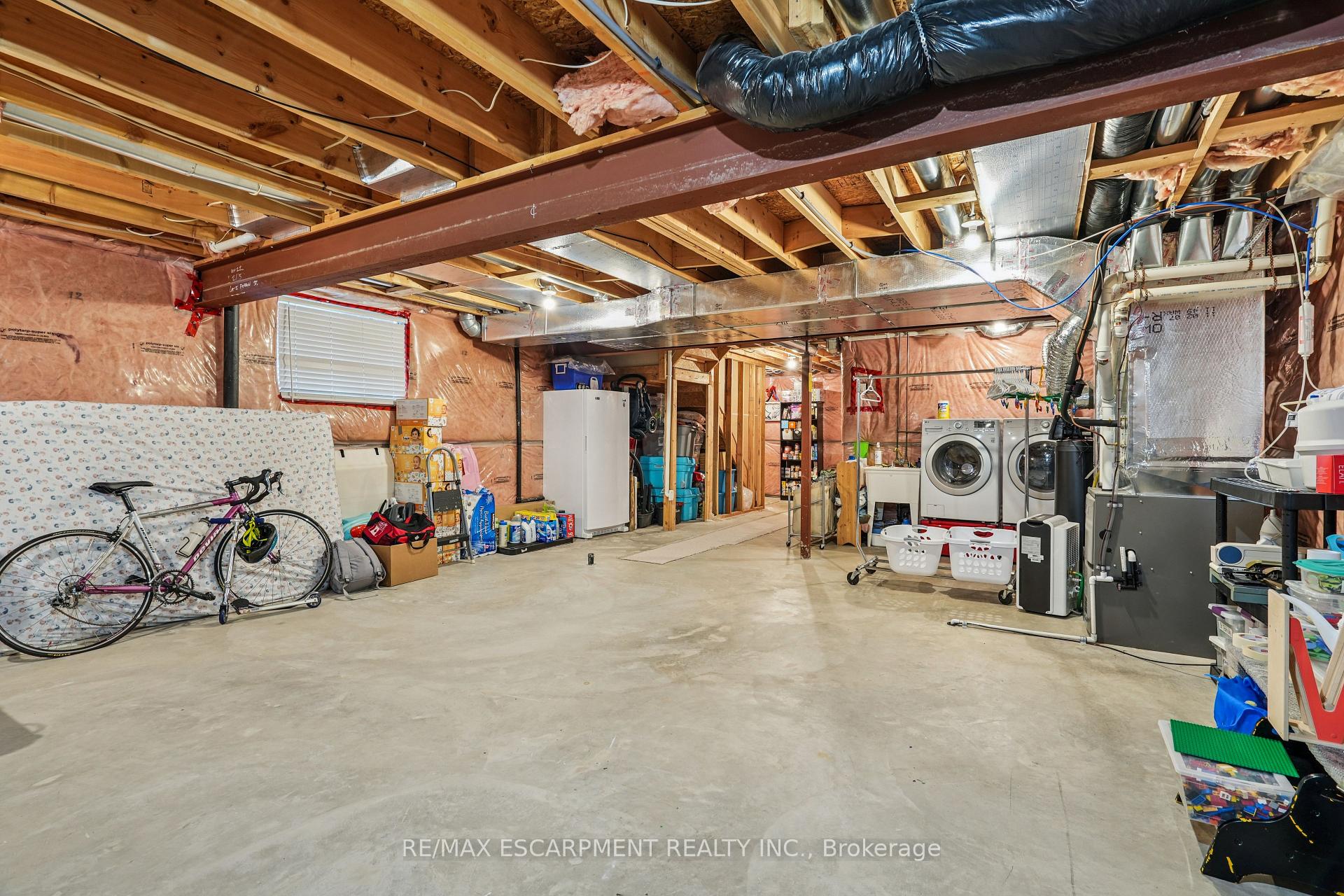Photo 34 of 9 Pearson Street, Guelph, Pineridge/Westminster Woods — HOMEH