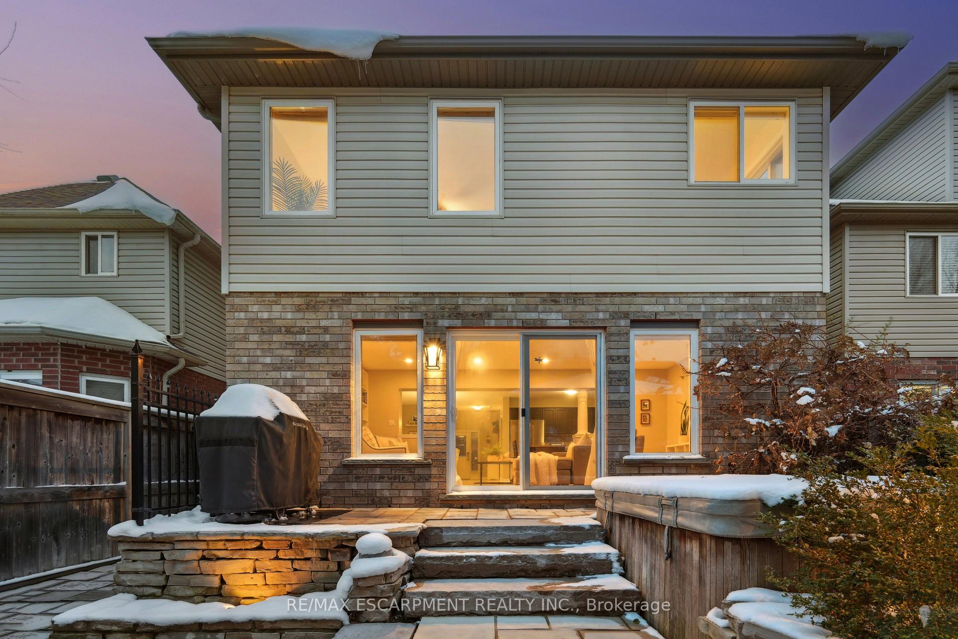 Photo 35 of 9 Pearson Street, Guelph, Pineridge/Westminster Woods — HOMEH