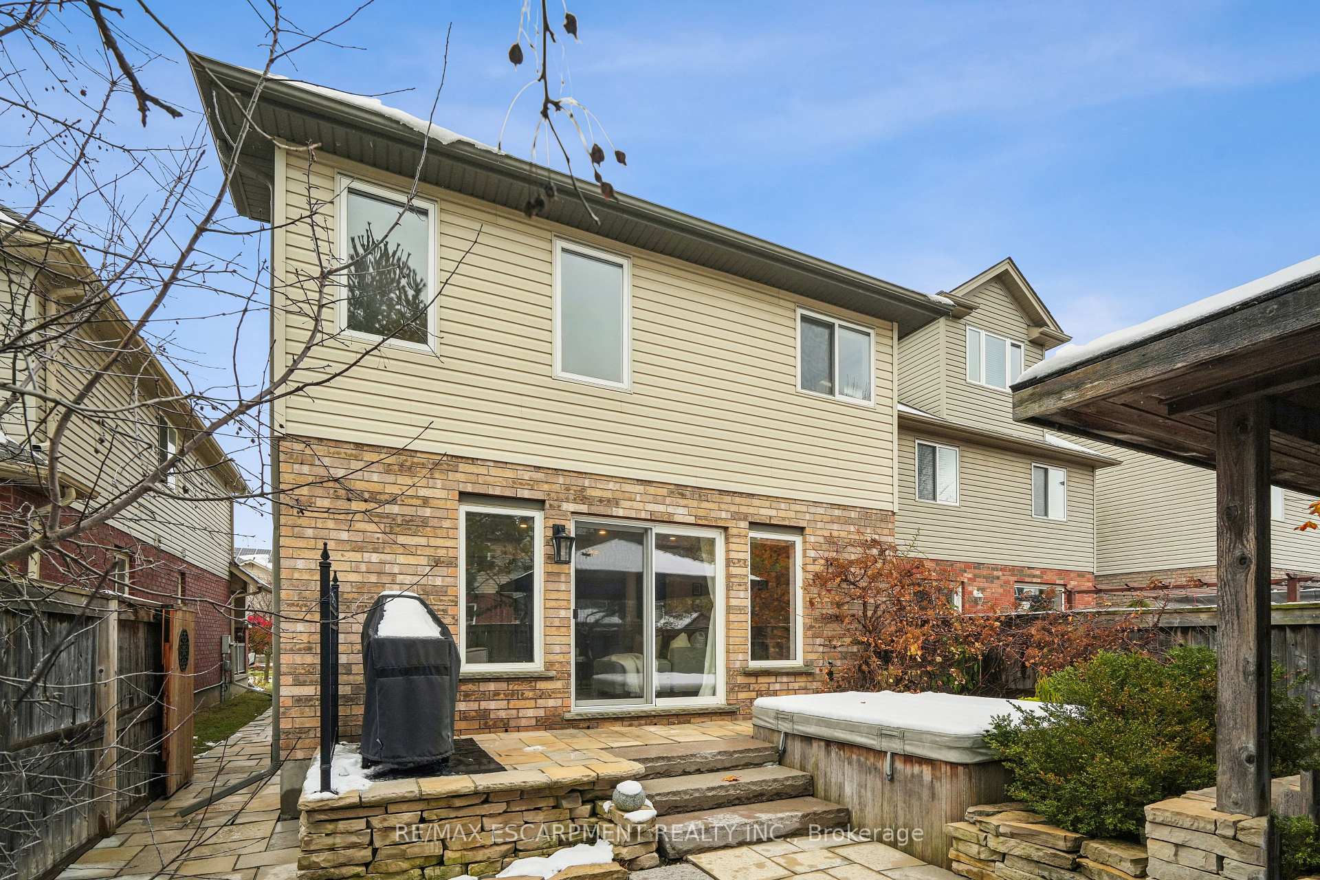 Photo 44 of 9 Pearson Street, Guelph, Pineridge/Westminster Woods — HOMEH