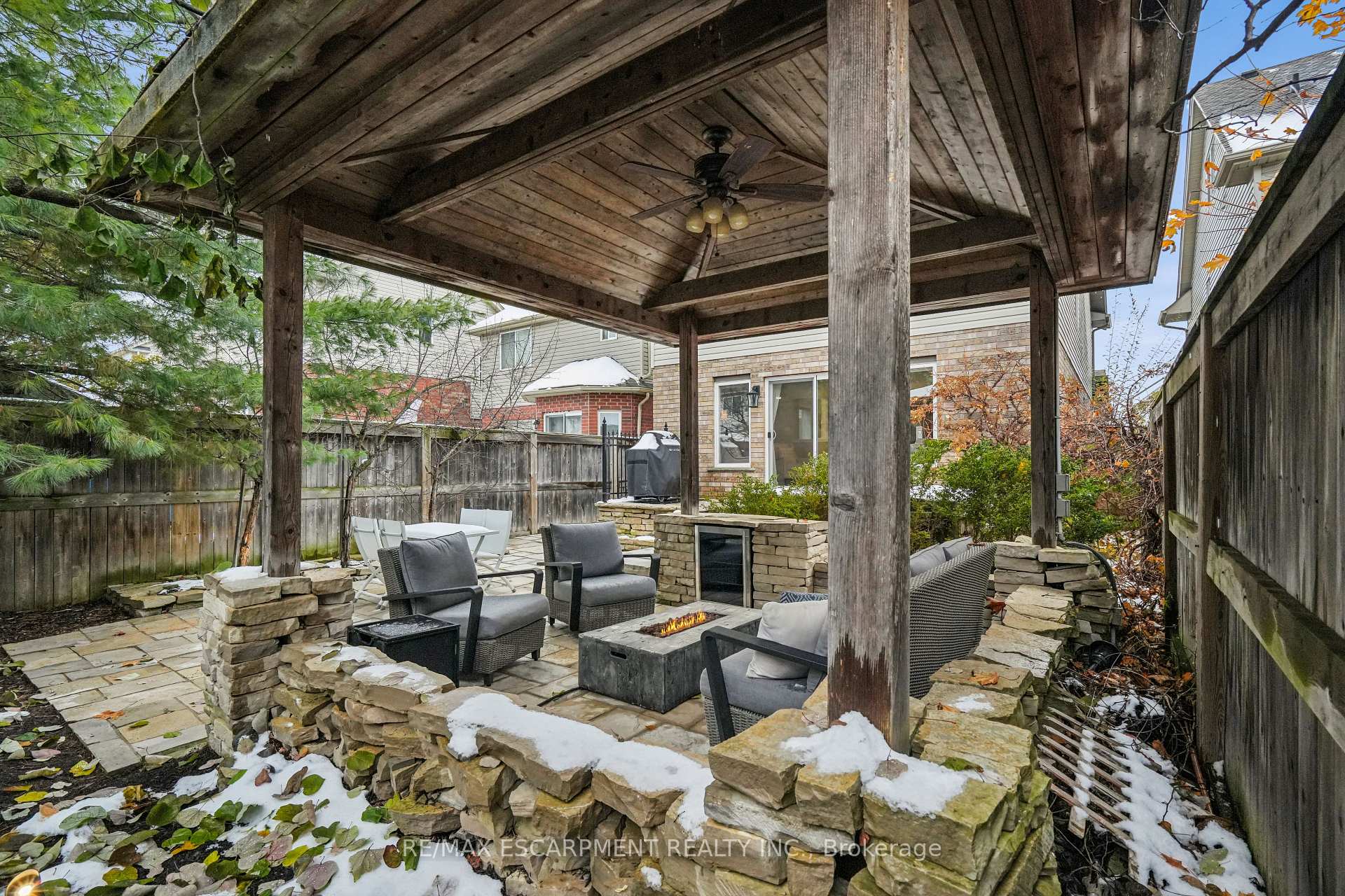 Photo 48 of 9 Pearson Street, Guelph, Pineridge/Westminster Woods — HOMEH