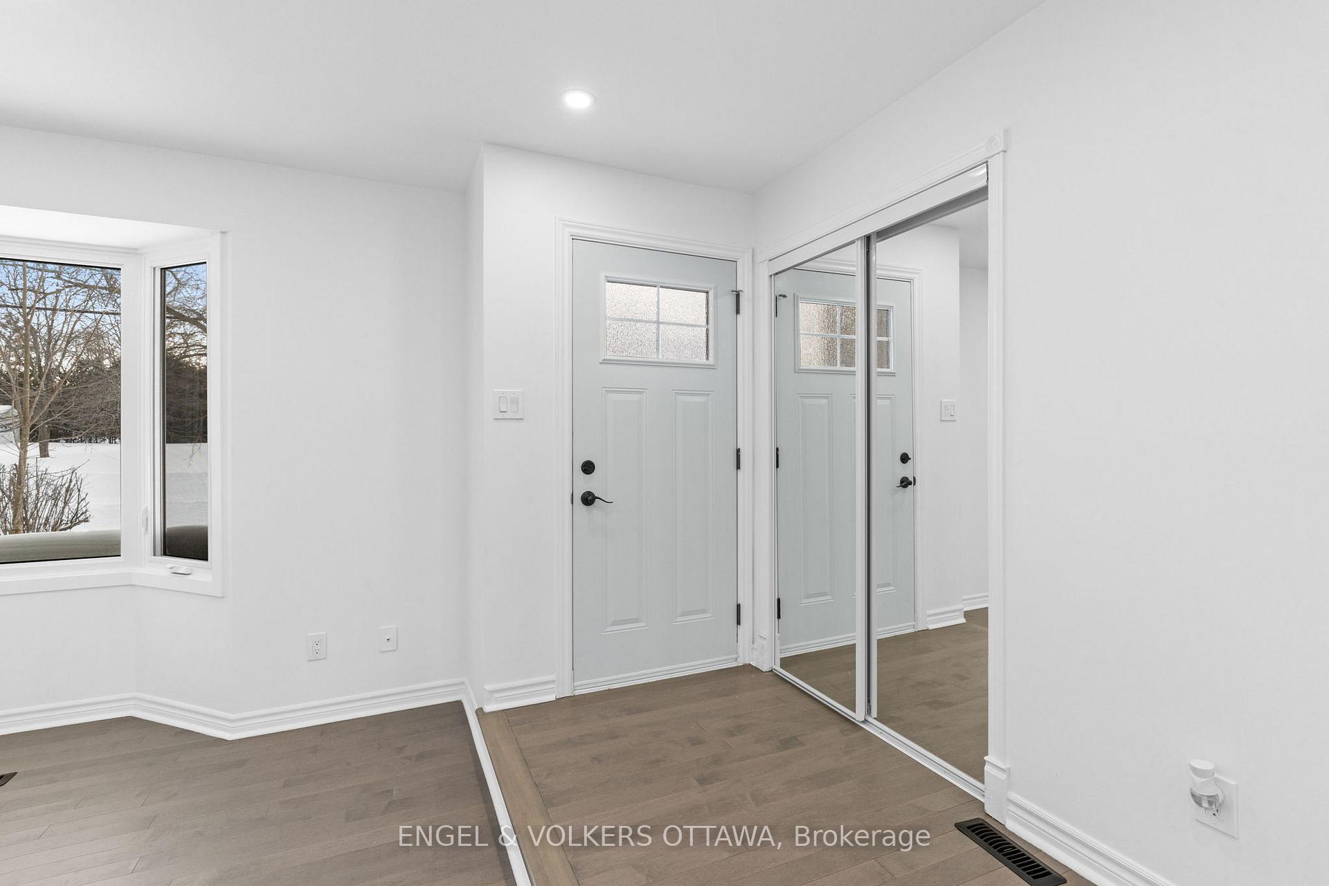 Photo 4 of 1375 Trebla Way, Ottawa, Greely — HOMEH