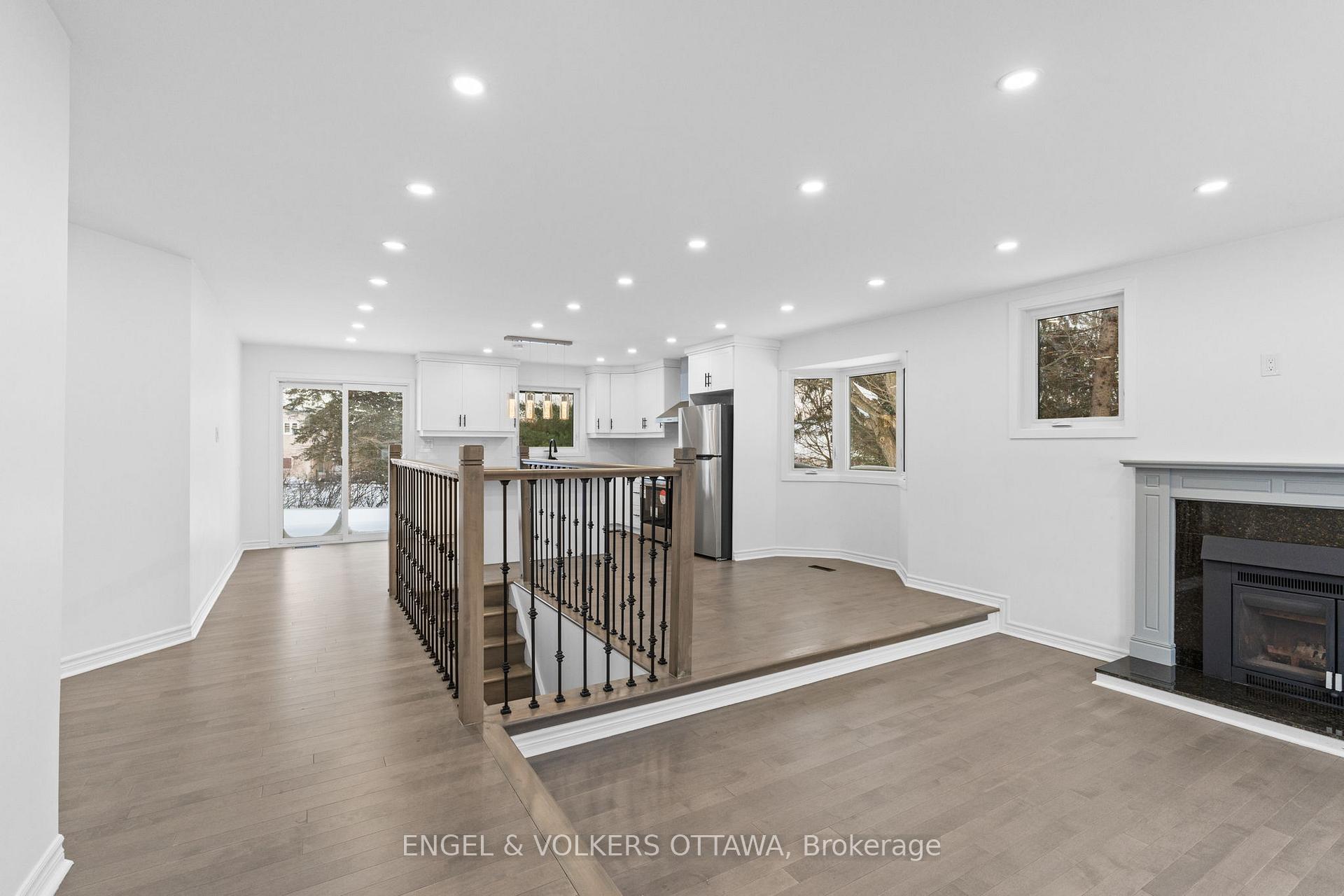 Photo 5 of 1375 Trebla Way, Ottawa, Greely — HOMEH