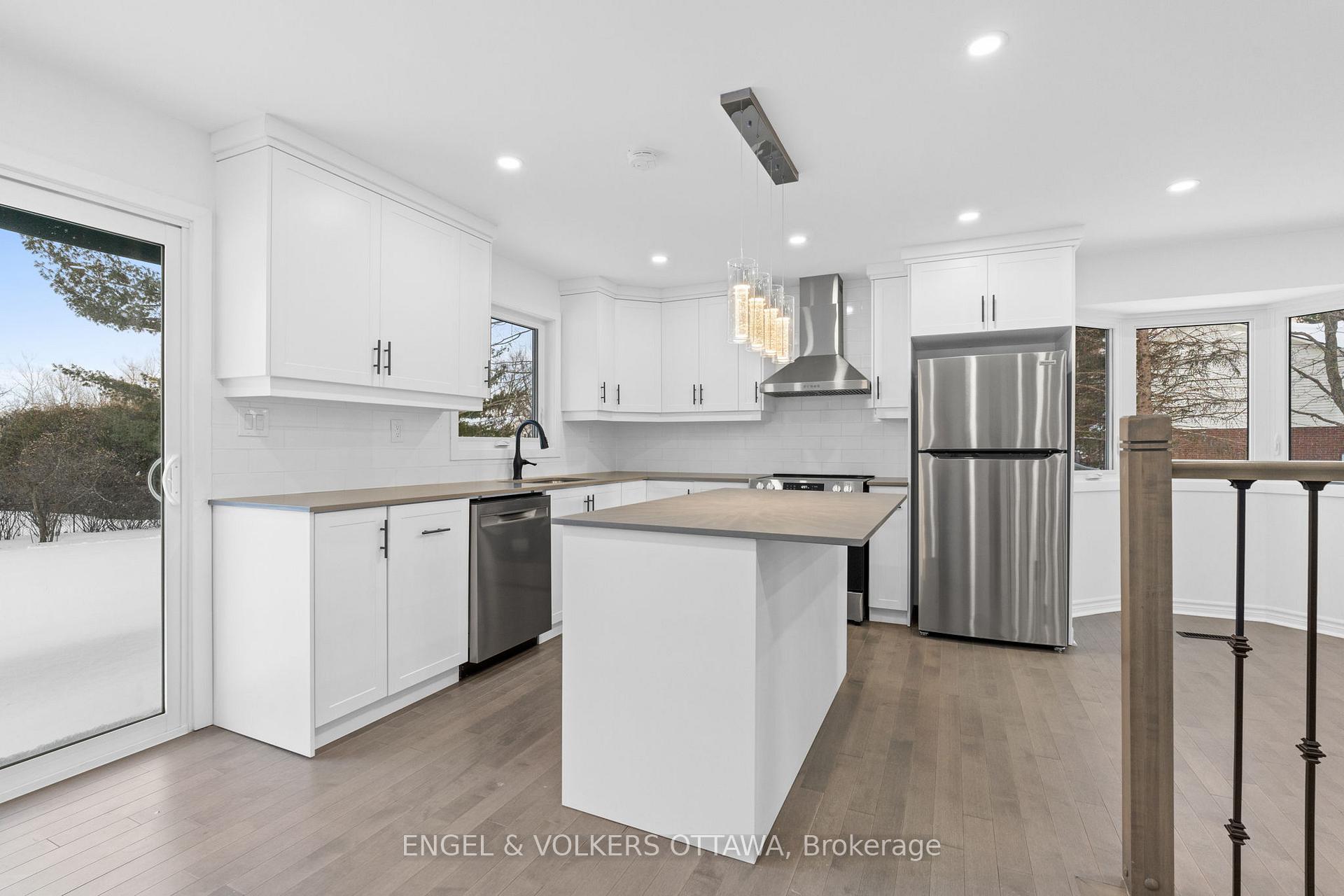 Photo 10 of 1375 Trebla Way, Ottawa, Greely — HOMEH