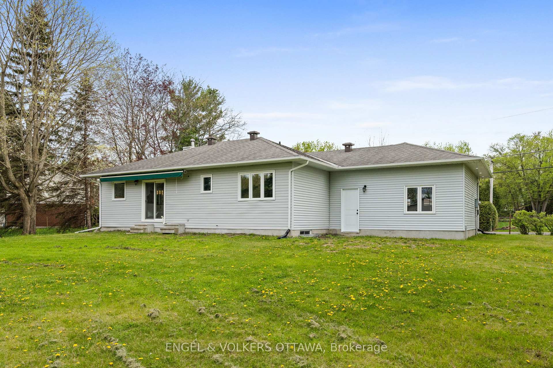 Photo 31 of 1375 Trebla Way, Ottawa, Greely — HOMEH