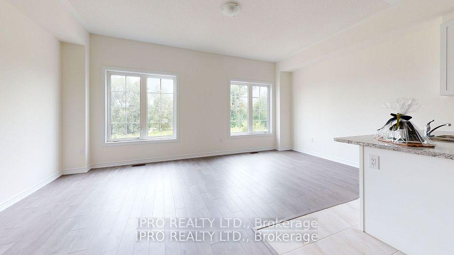 Photo 3 of 114 Winters Way, Shelburne — HOMEH