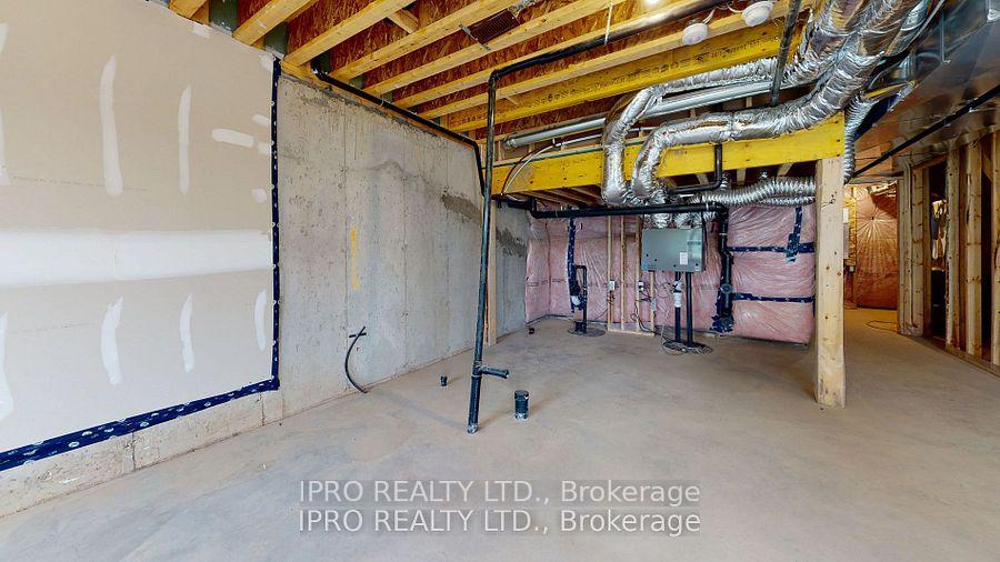 Photo 9 of 114 Winters Way, Shelburne — HOMEH