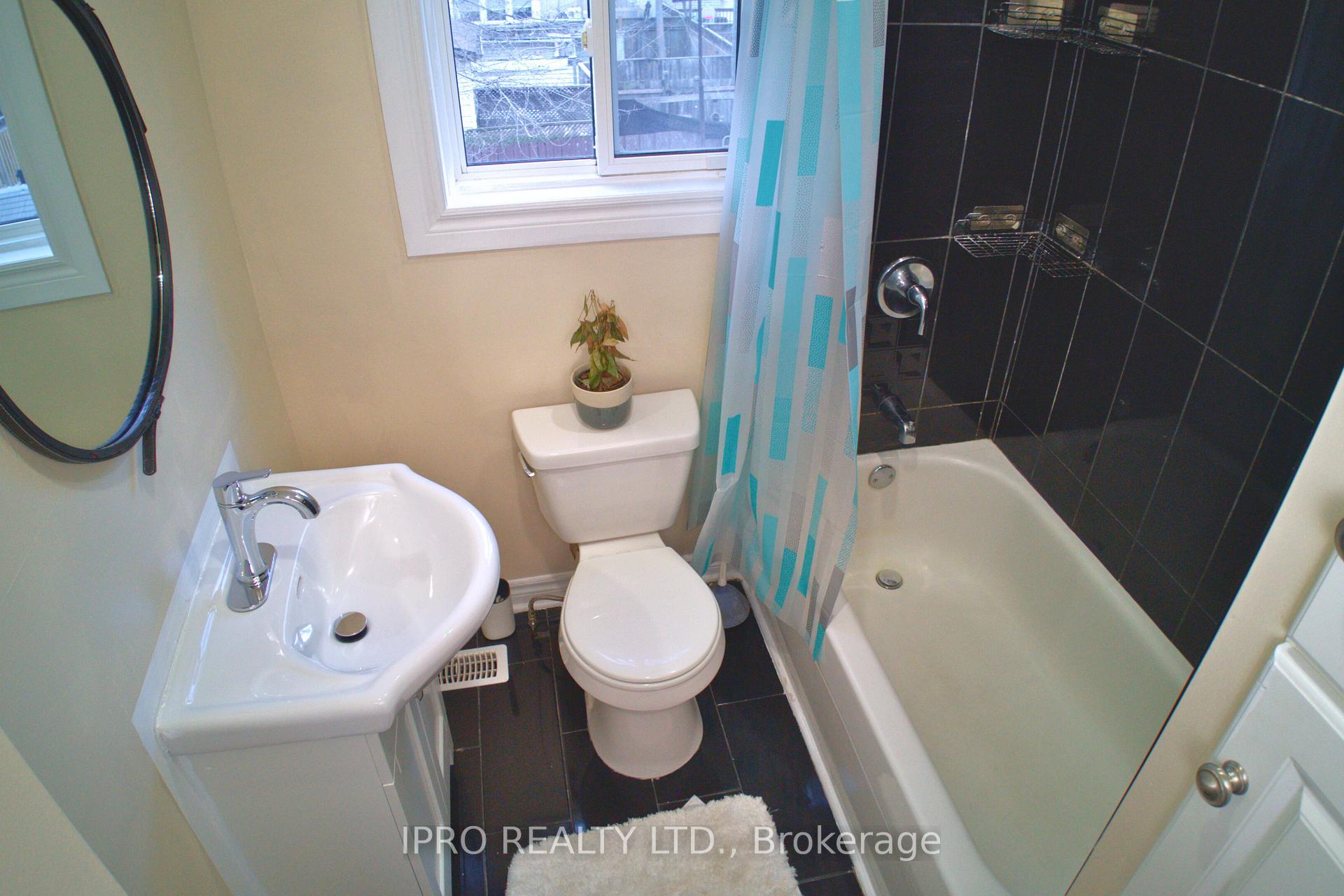 Photo 8 of 47 Francis Street, Hamilton, Industrial Sector — HOMEH