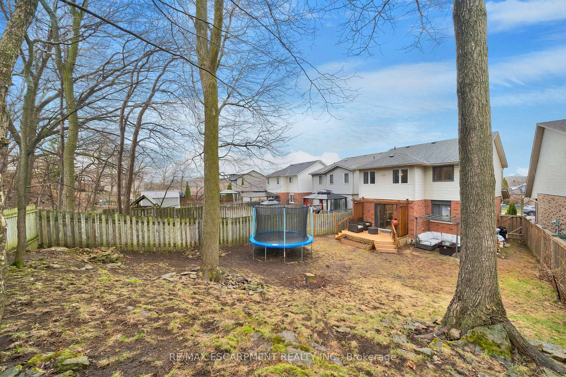 Photo 37 of 37 Dalegrove Crescent, Hamilton, Stoney Creek — HOMEH