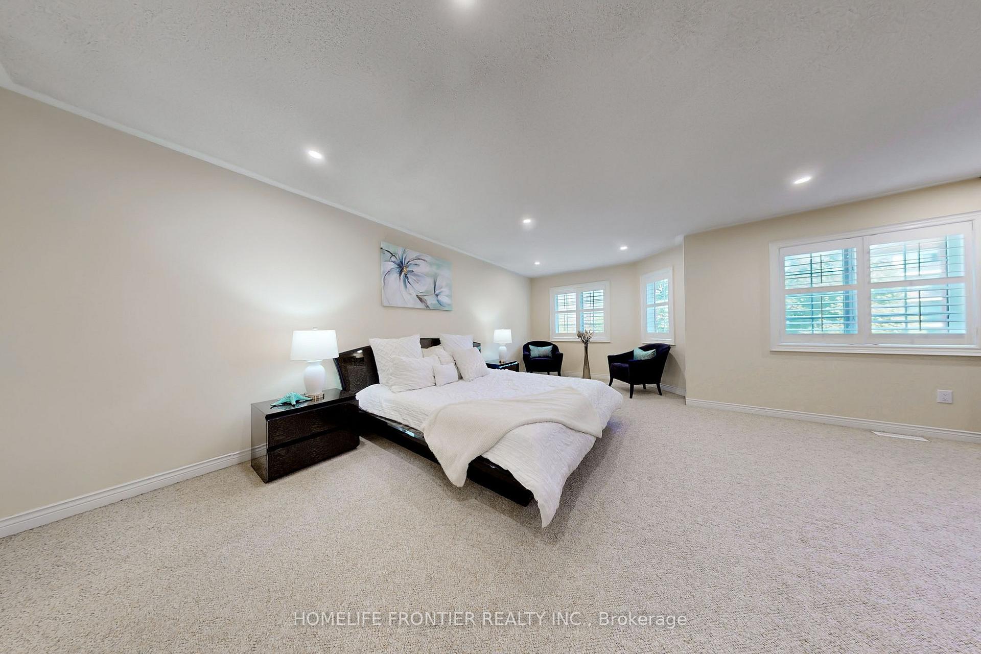 Photo 14 of 25 Karl Court, Vaughan, Beverley Glen — HOMEH