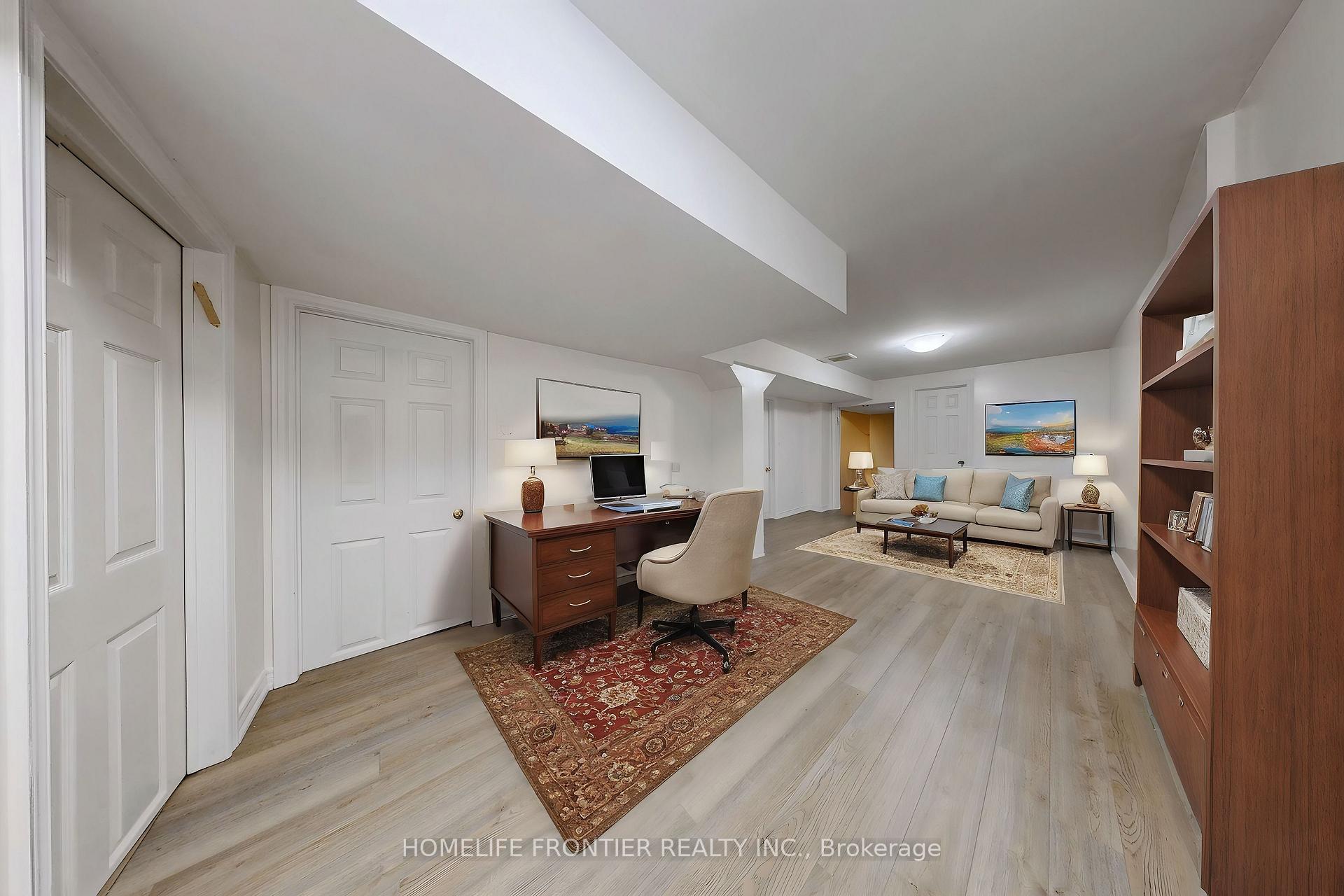Photo 30 of 25 Karl Court, Vaughan, Beverley Glen — HOMEH