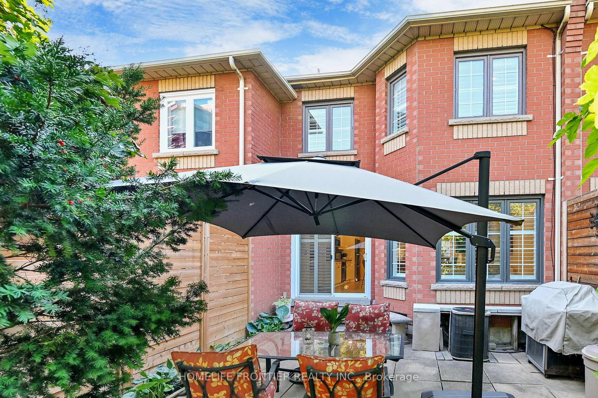 Photo 31 of 25 Karl Court, Vaughan, Beverley Glen — HOMEH