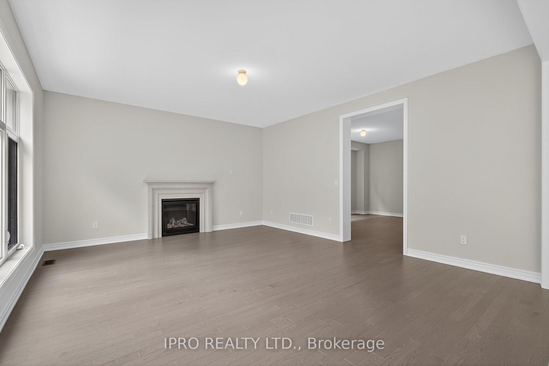 Photo 10 of 1474 Davis Loop Circle, Innisfil, Lefroy — HOMEH