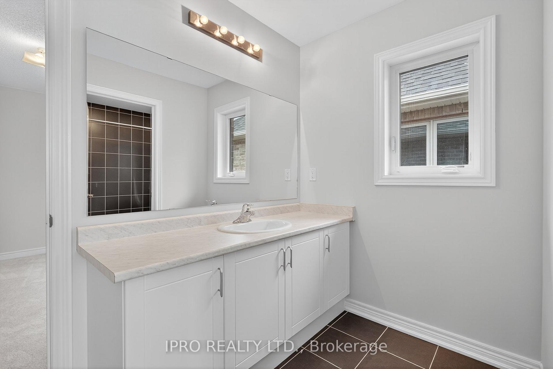 Photo 42 of 1474 Davis Loop Circle, Innisfil, Lefroy — HOMEH