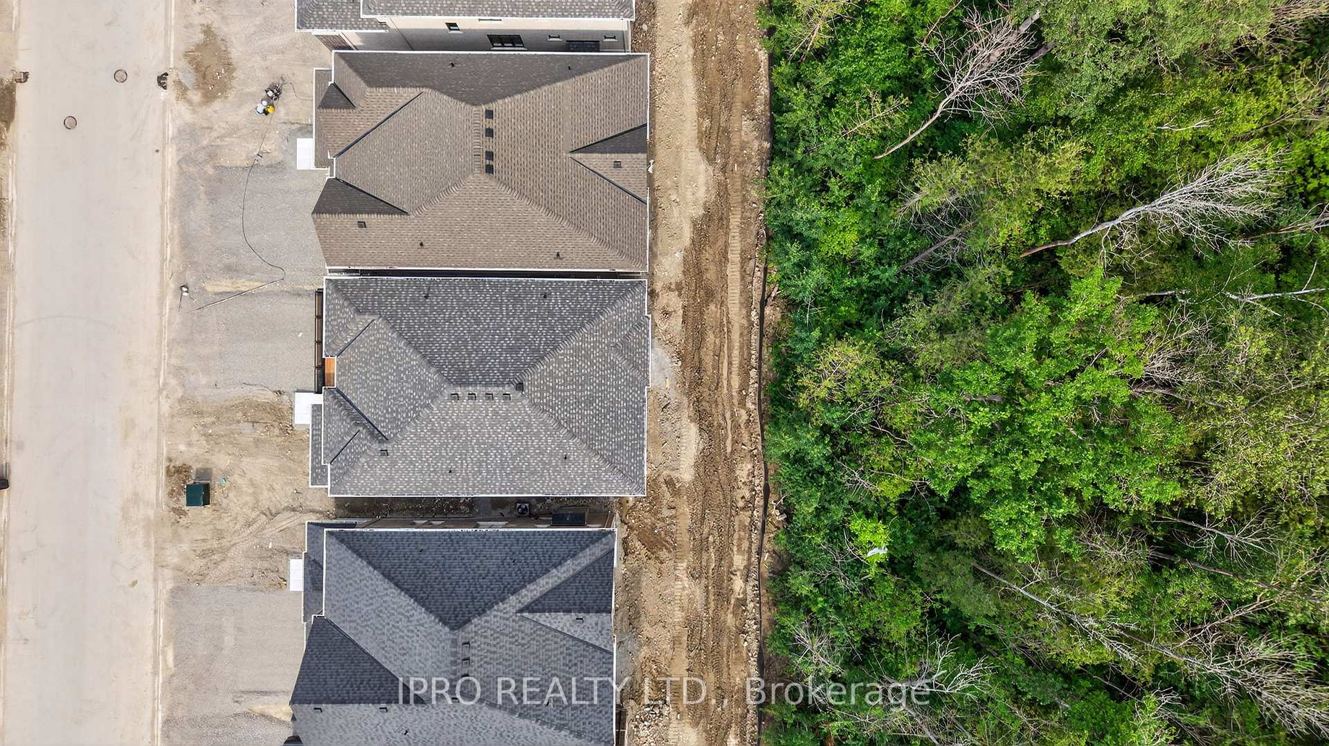 Photo 38 of 1474 Davis Loop Circle, Innisfil, Lefroy — HOMEH