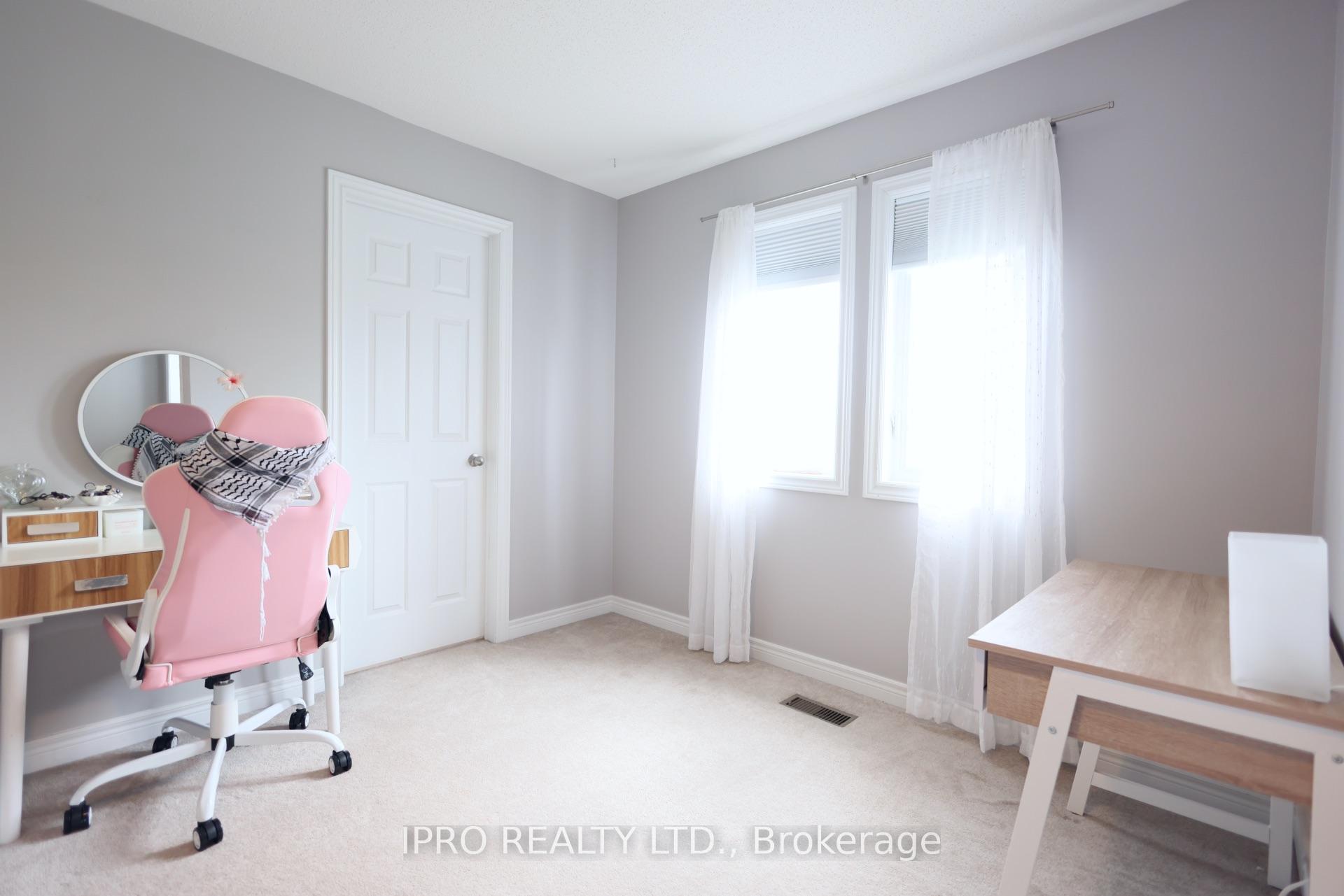 Photo 24 of 84 Courtney Street, Clarington, Bowmanville — HOMEH
