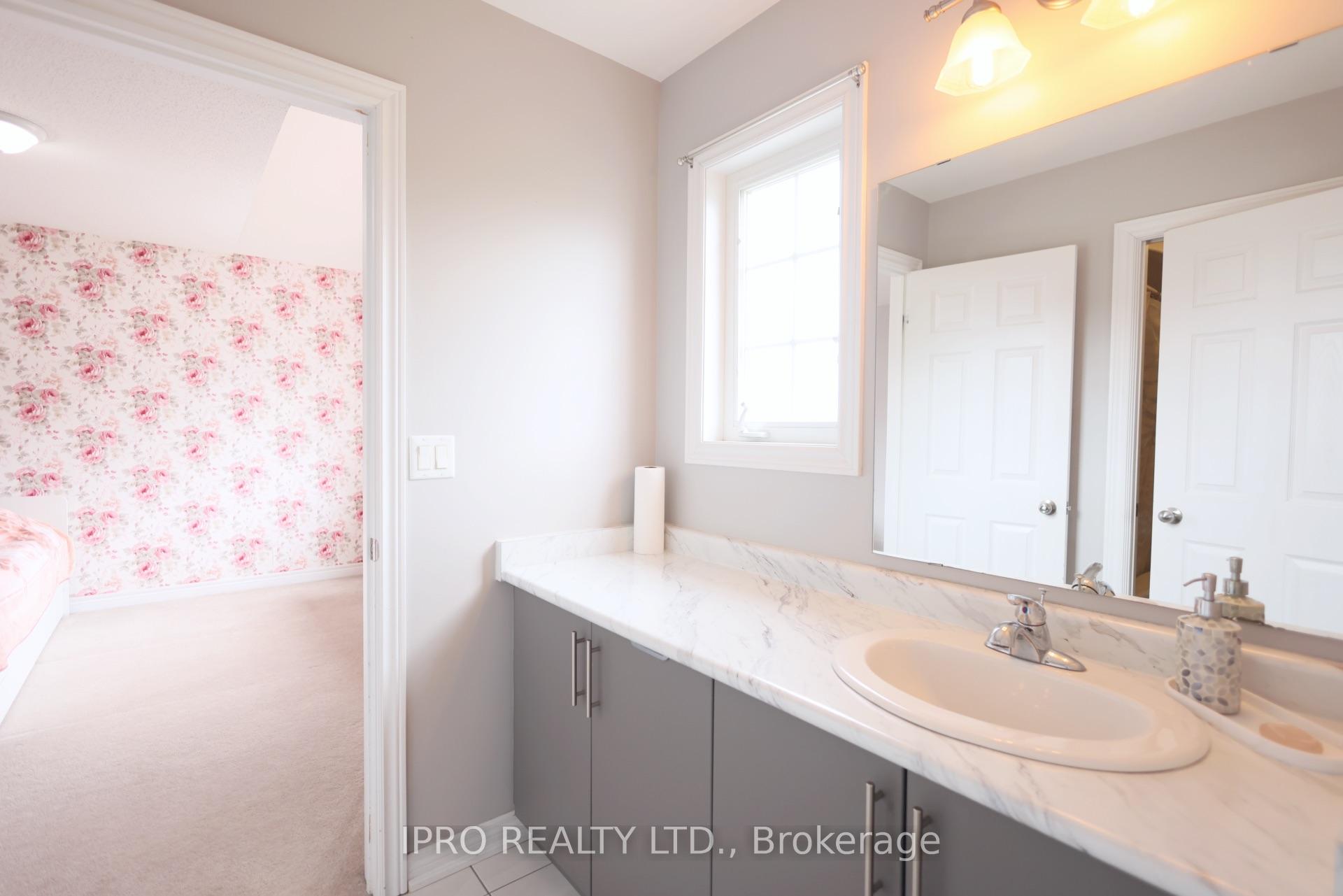 Photo 17 of 84 Courtney Street, Clarington, Bowmanville — HOMEH