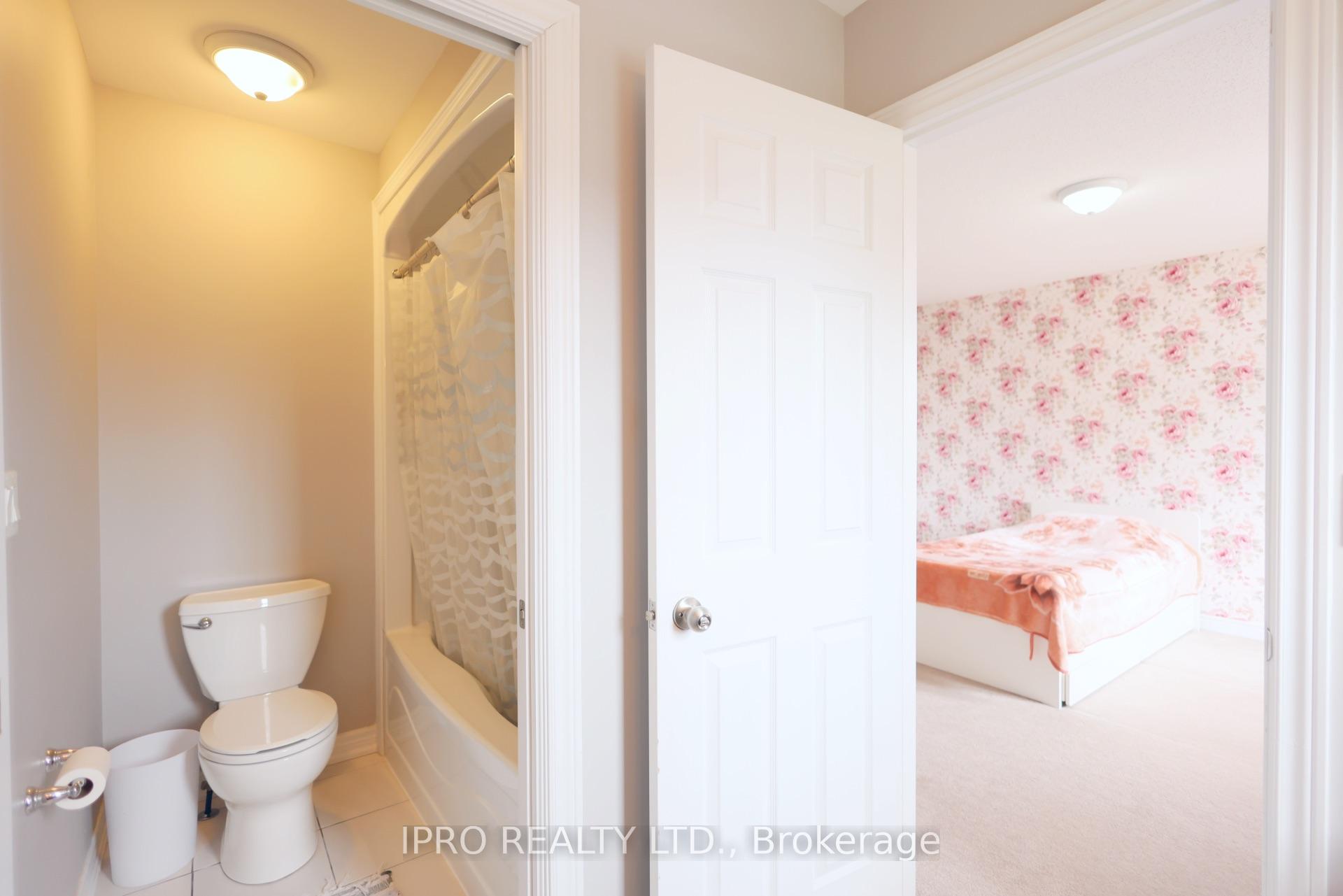Photo 14 of 84 Courtney Street, Clarington, Bowmanville — HOMEH