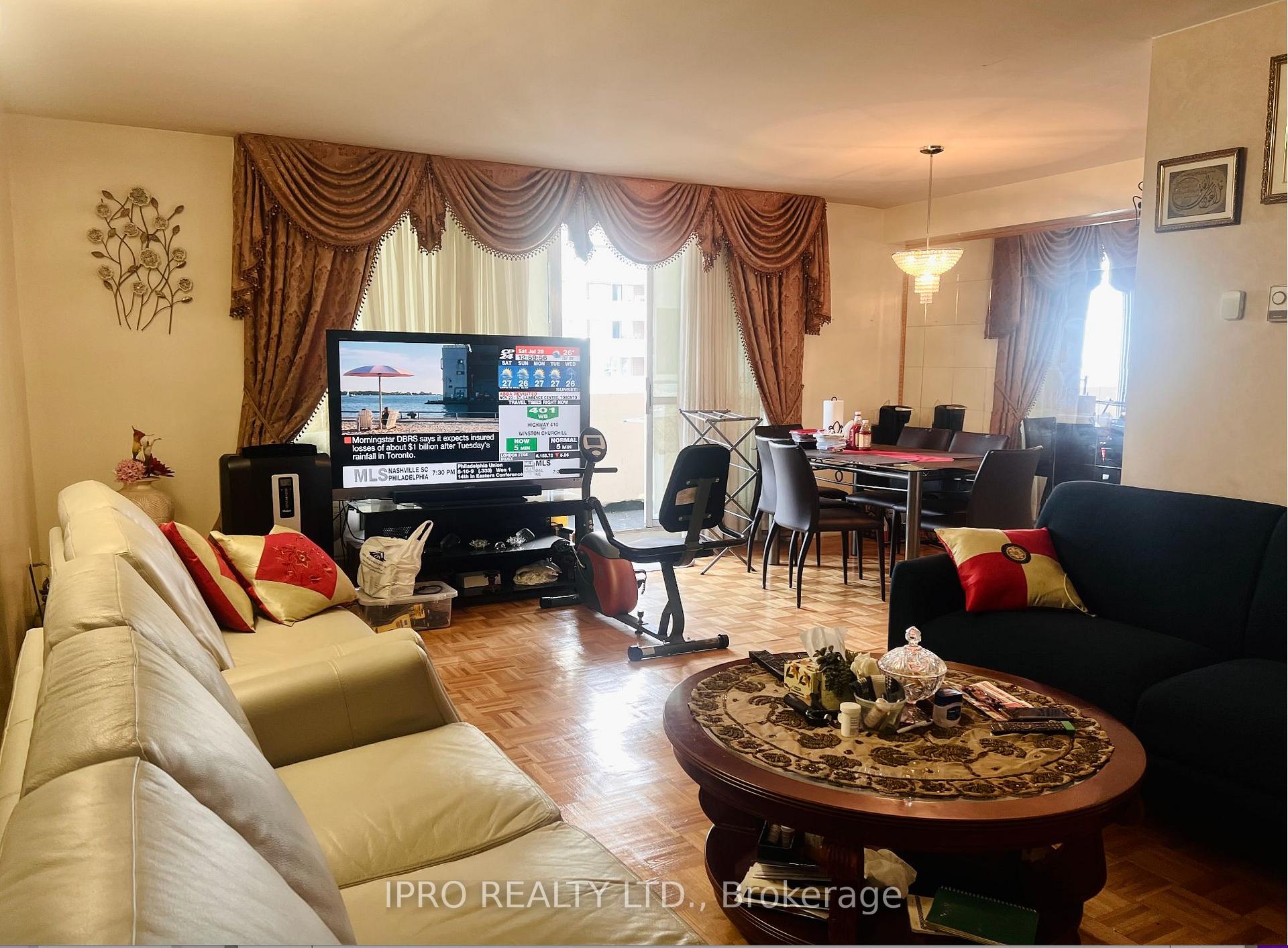 Photo 7 of Unit 2418, 5 Massey Square, Toronto, Crescent Town — HOMEH