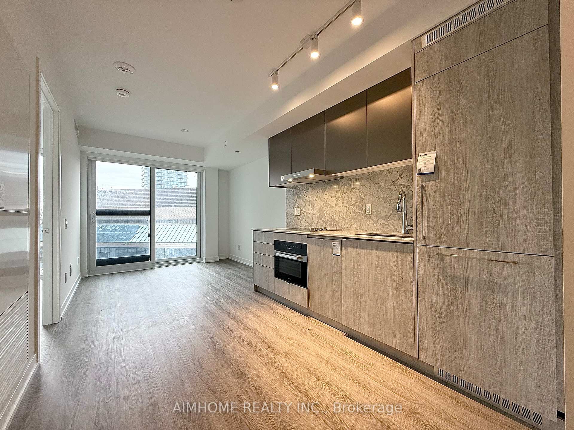 Photo 1 of Unit 1005, 771 Yonge Street, Toronto, The Annex — HOMEH
